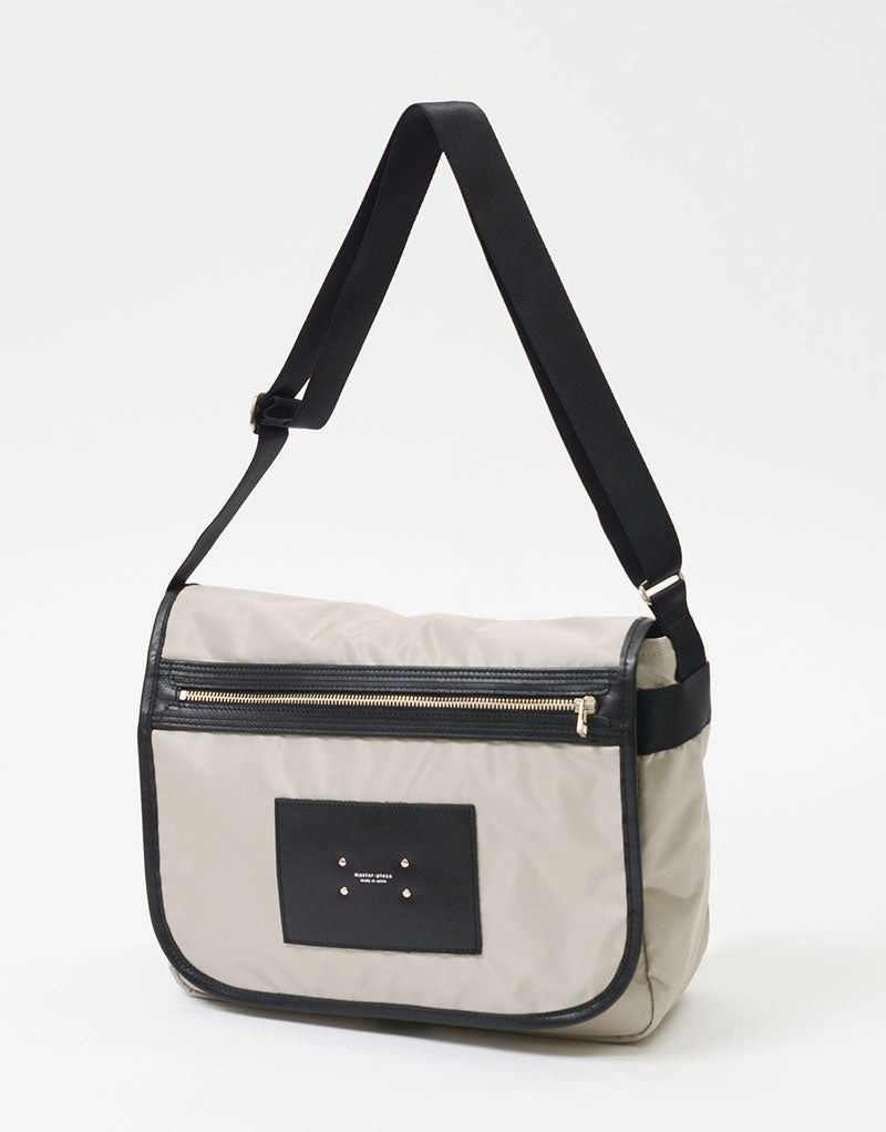 adelie Flap Shoulder Bag No.02903