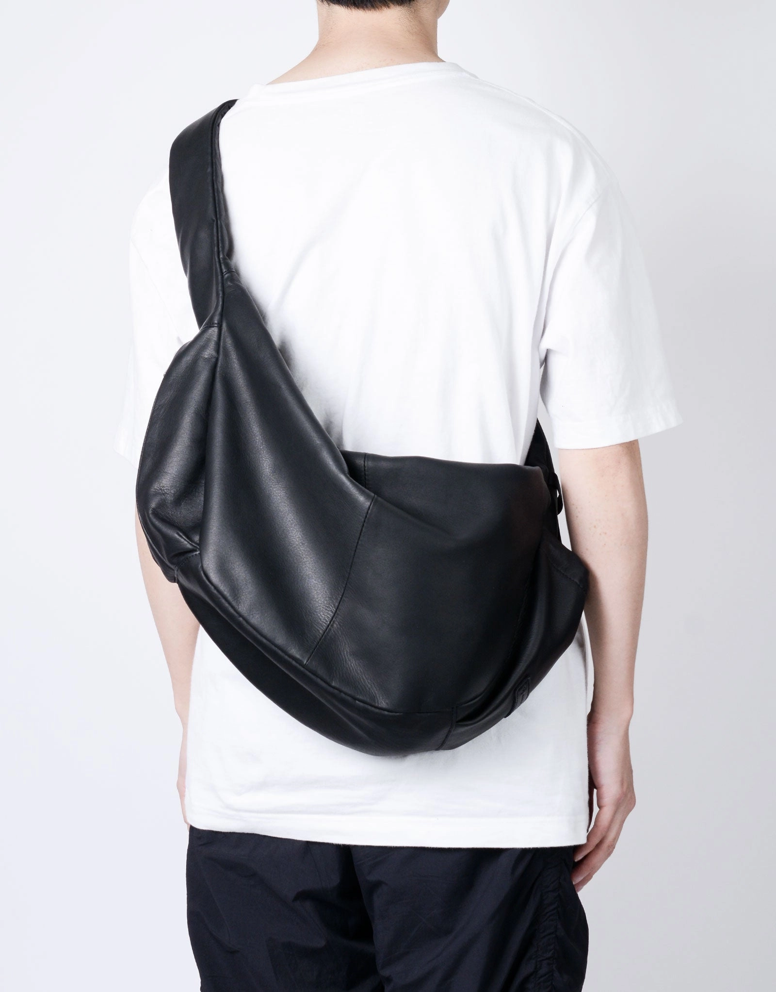 Ark leather shoulder bag M No.224061-L