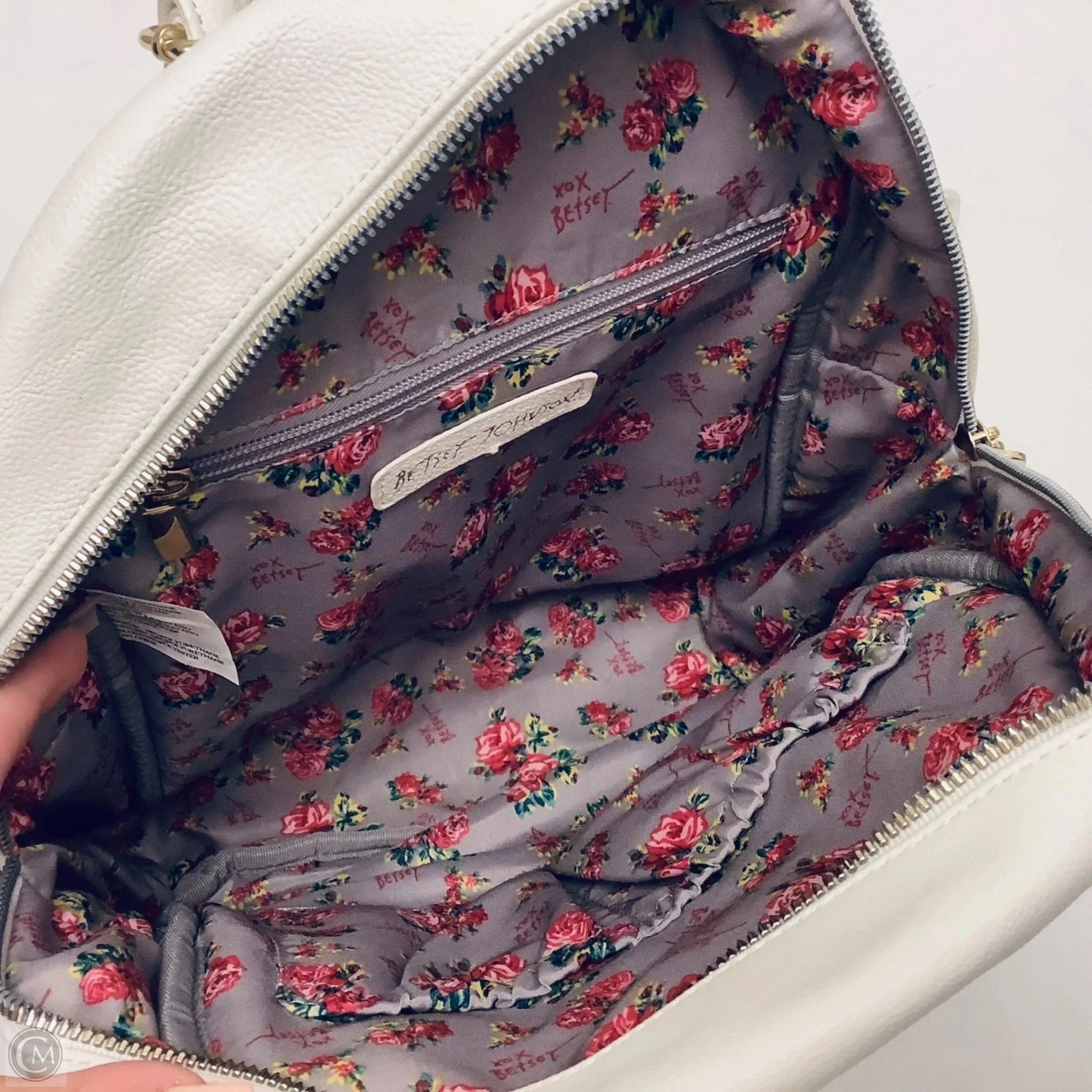 Backpack By Betsey Johnson, Size: Medium