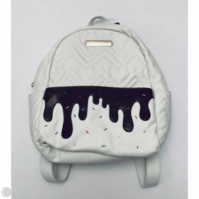 Backpack By Betsey Johnson, Size: Medium