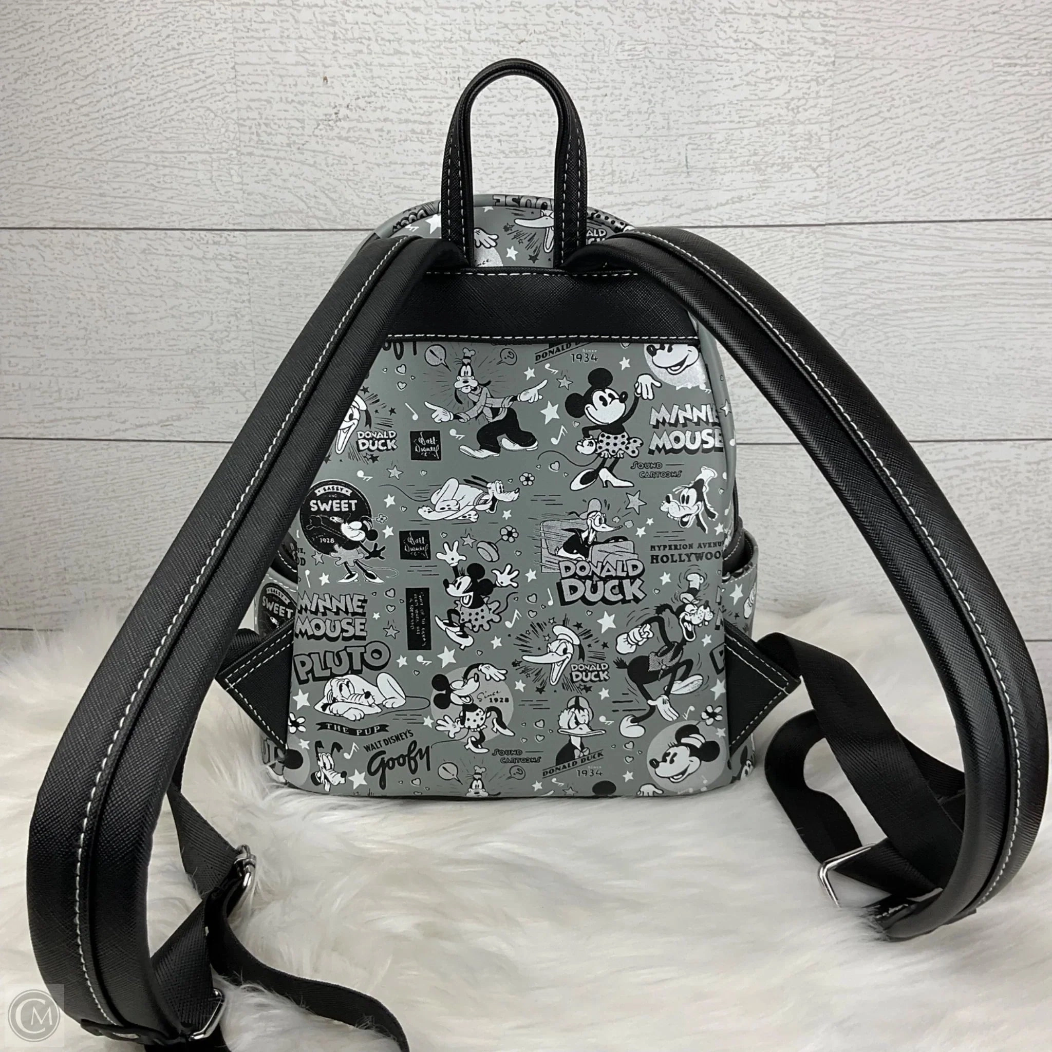 Backpack By Clothes Mentor, Size: Medium