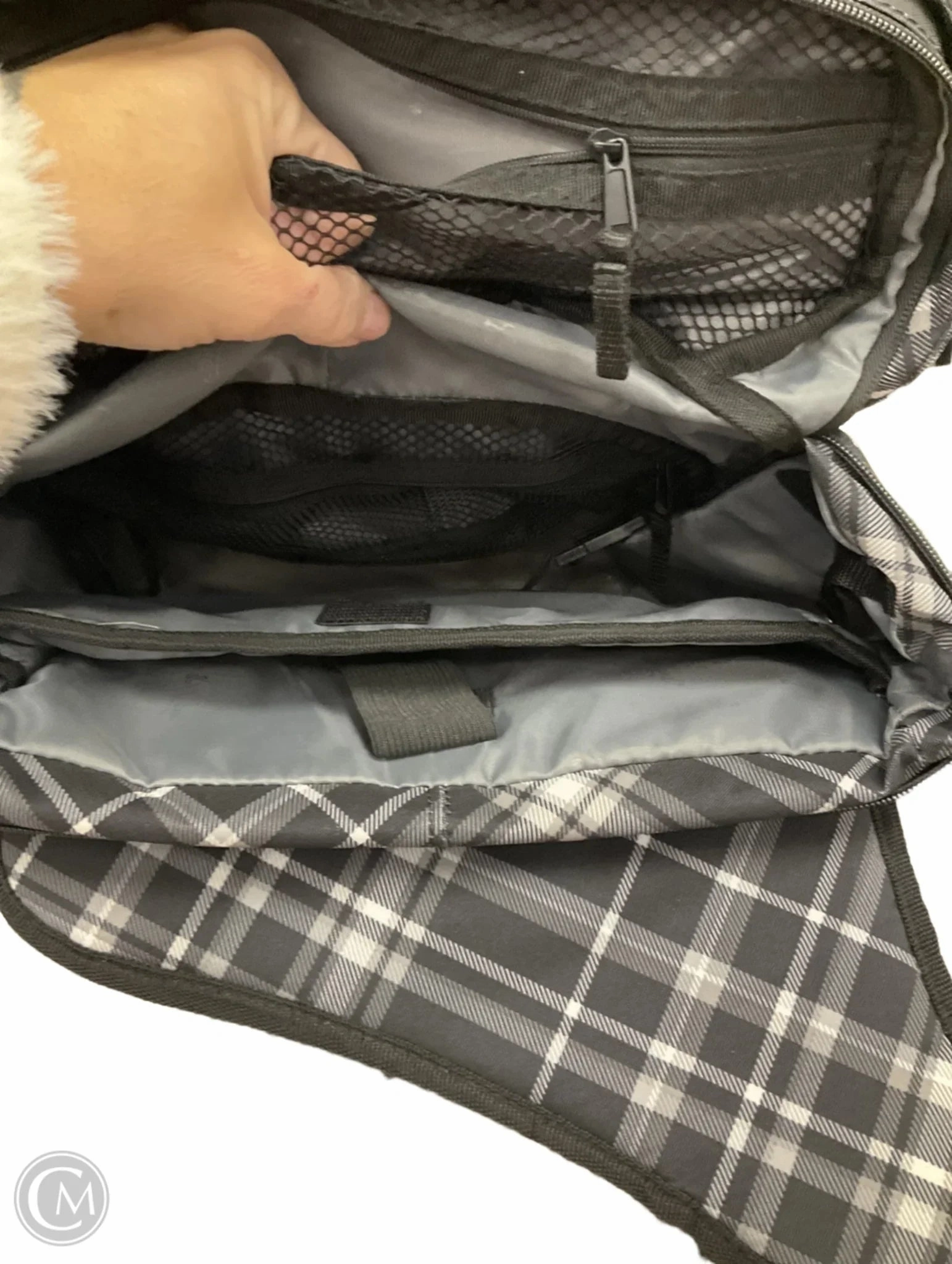 Backpack By Thirty One  Size: Medium