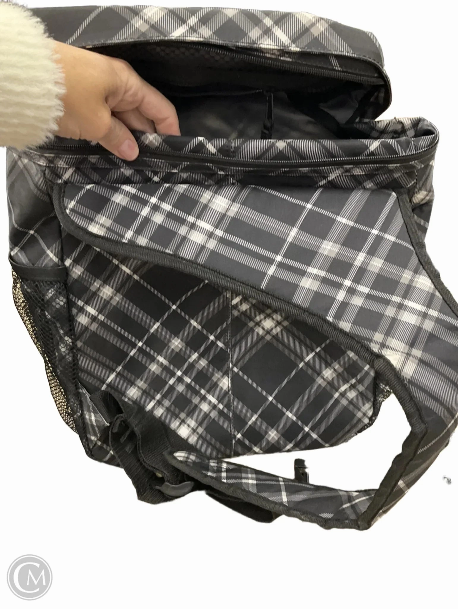 Backpack By Thirty One  Size: Medium