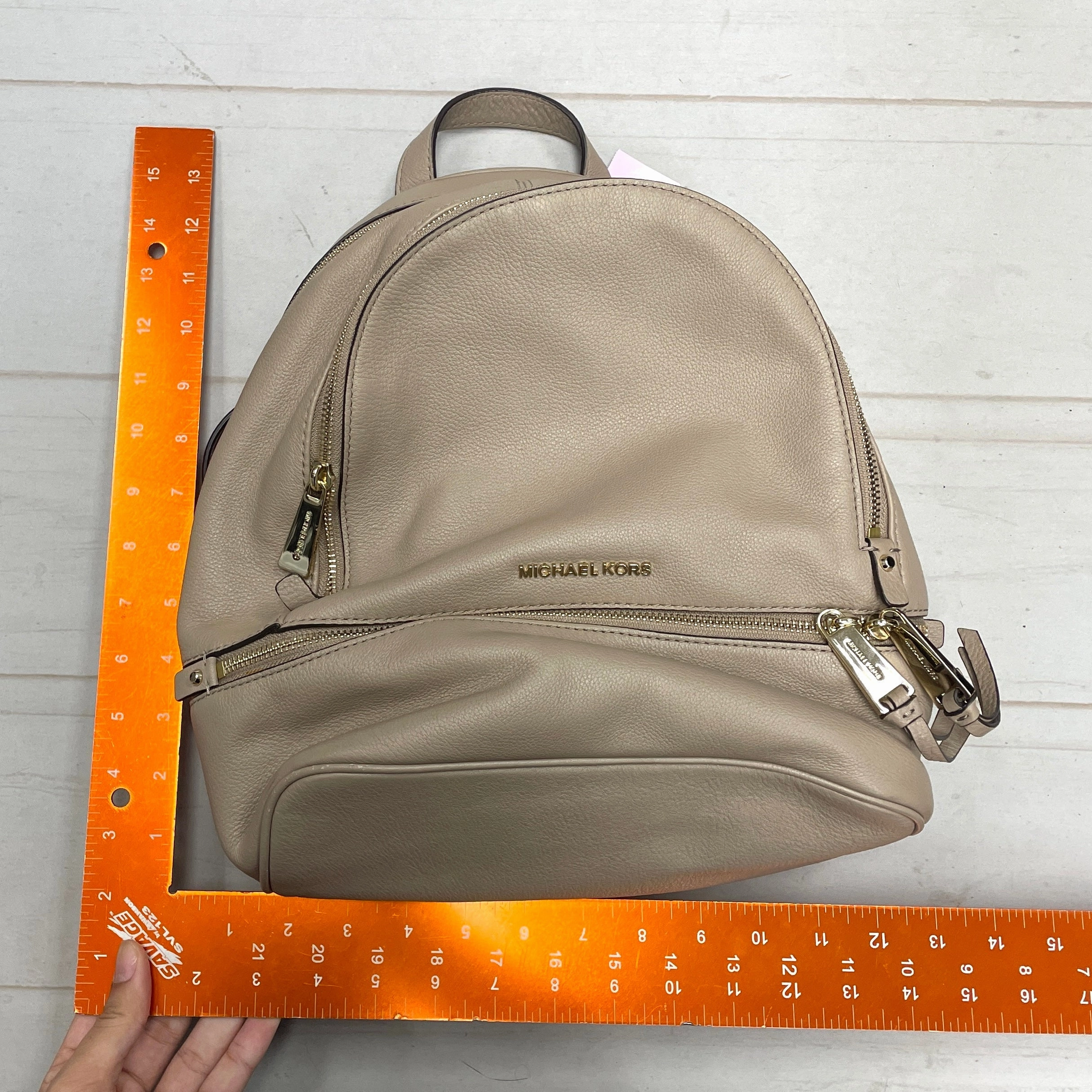Backpack Designer By Michael Kors, Size: Small