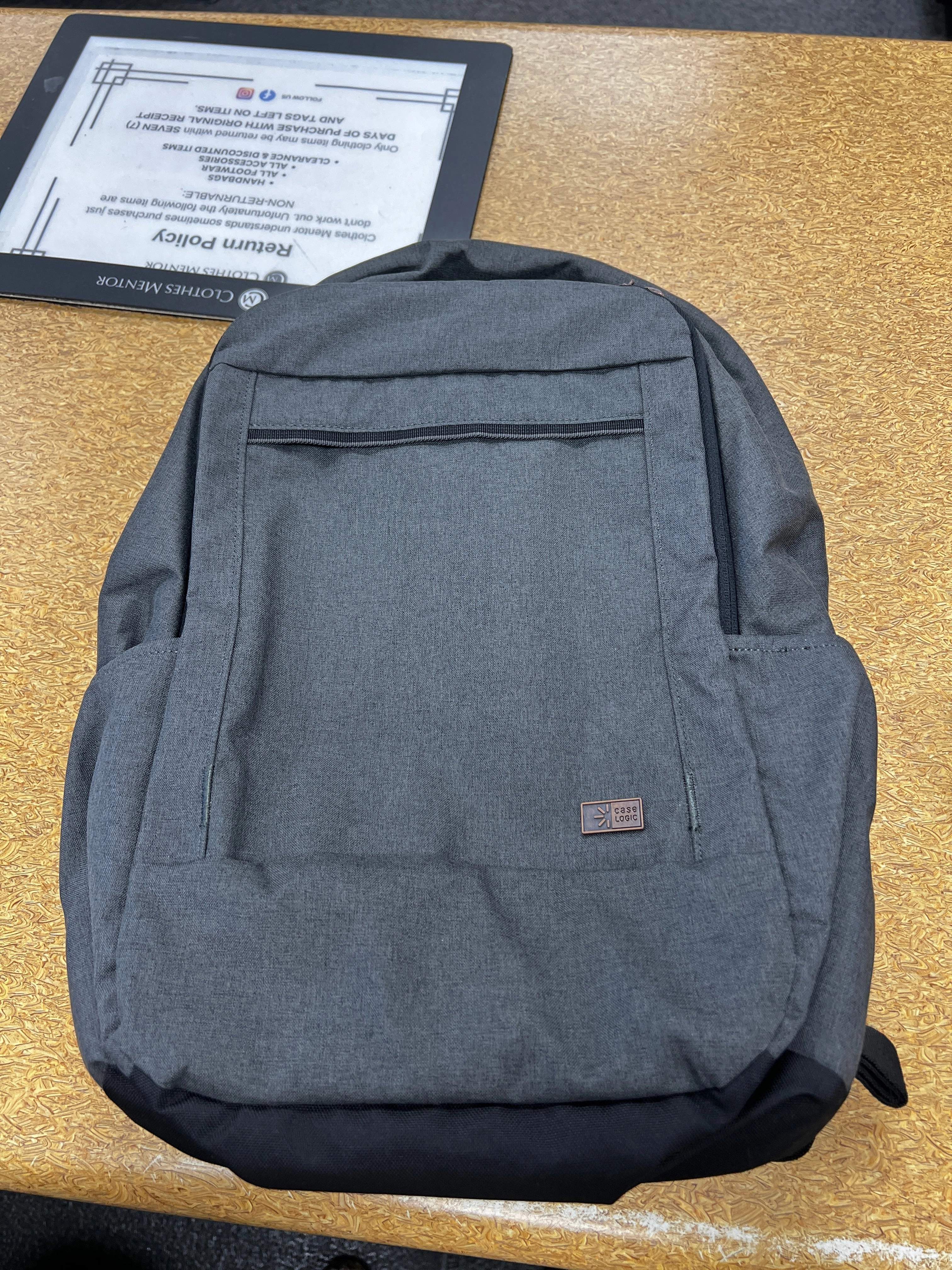 BACKPACK In GREY, Size: MEDIUM