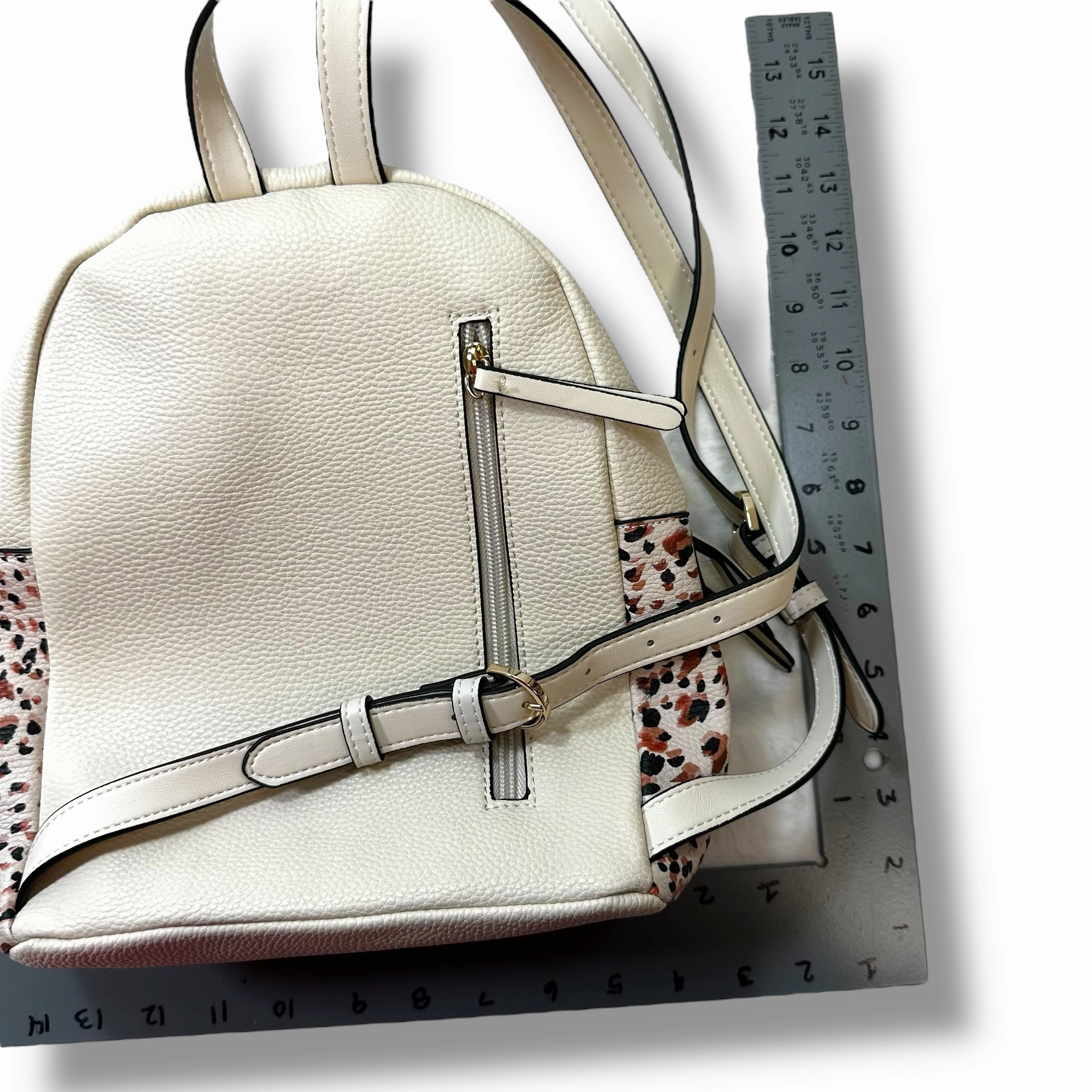 Backpack Leather By Clothes Mentor, Size: Small