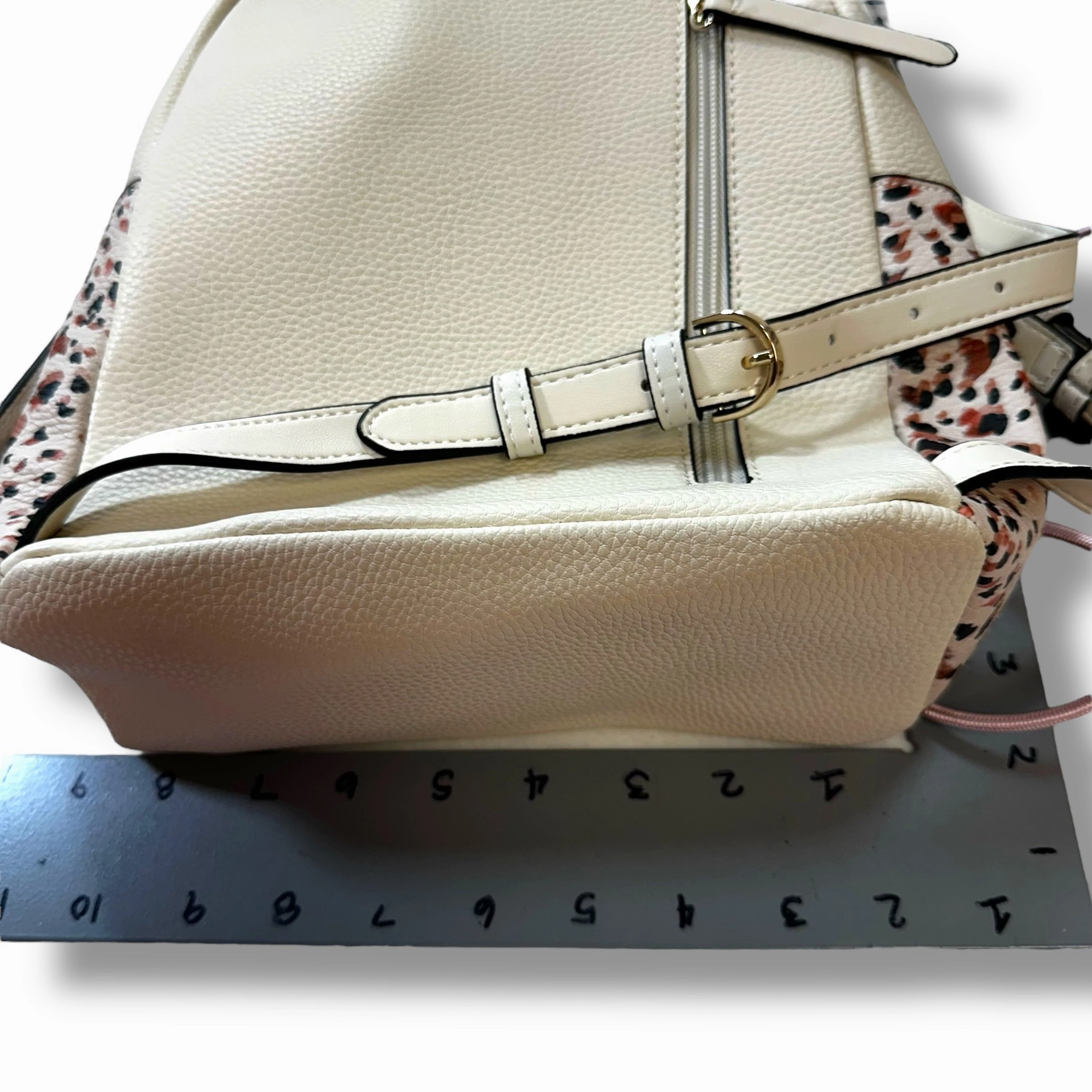 Backpack Leather By Clothes Mentor, Size: Small