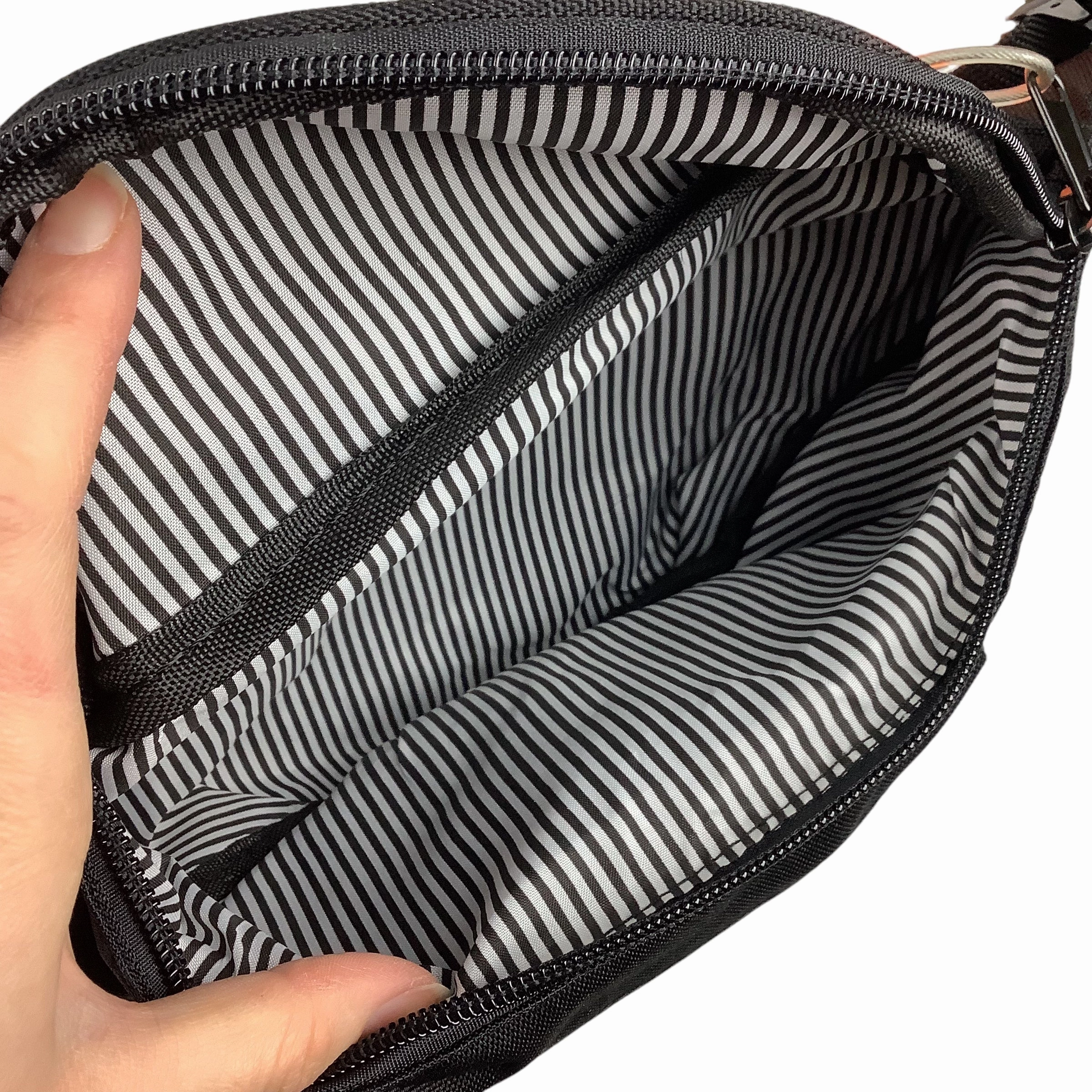 Belt Bag By No Boundaries, Size: Medium