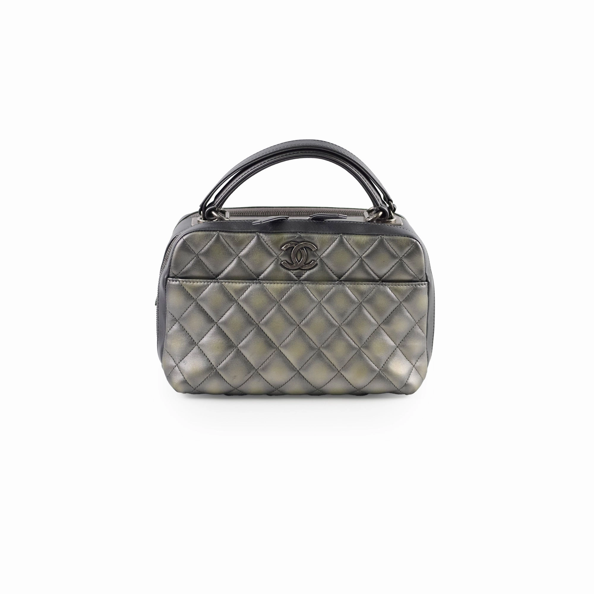 Chanel 15B Trendy CC Bowling Bag Silver/Gold Series 21