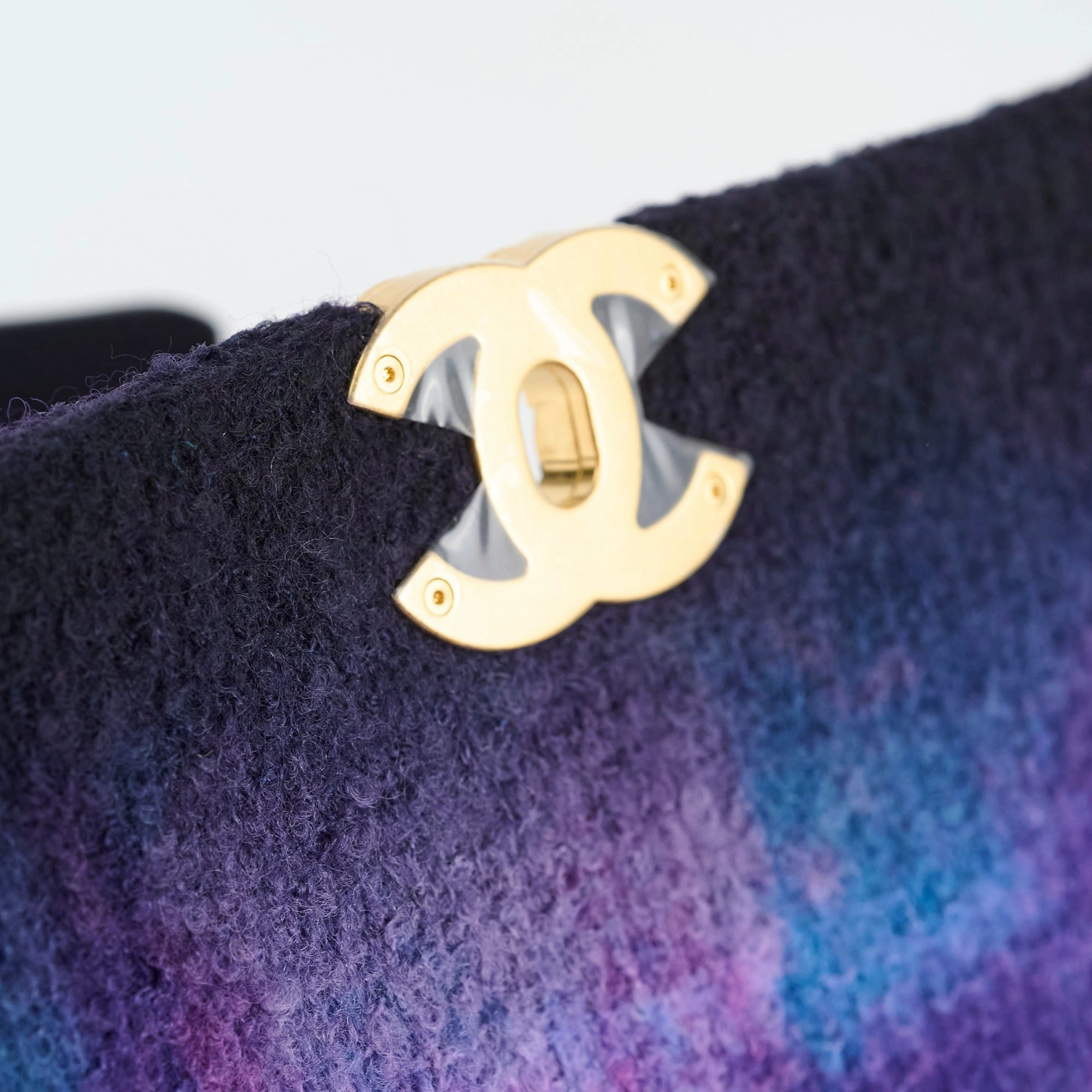 Chanel 19 Large Tweed Ombre Black/ Purple