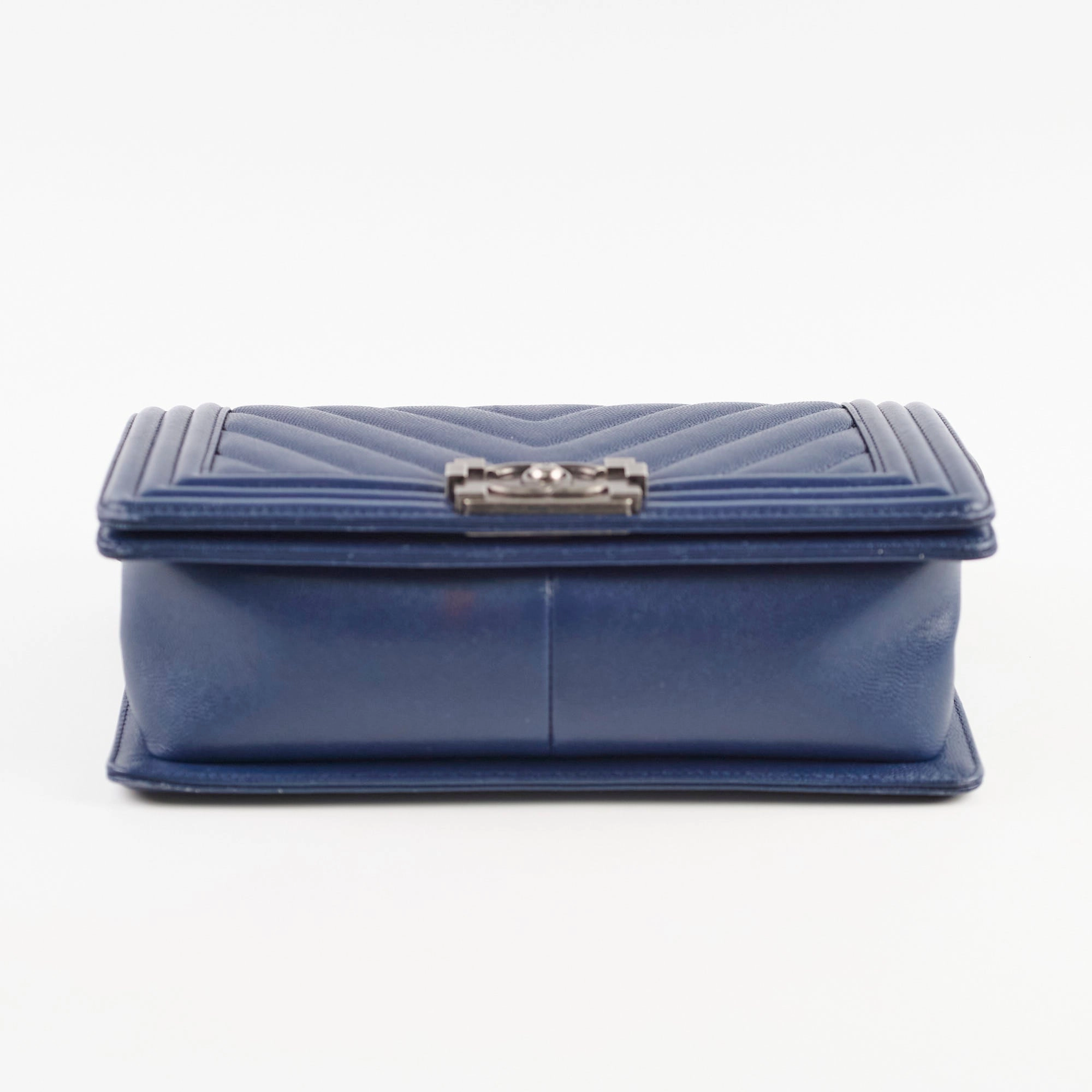 Chanel Boy Old Medium Chevron Navy Caviar (24 Series)