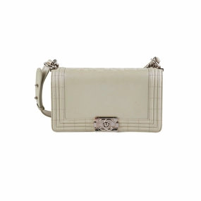 Chanel Boy Old Medium Iridiscent (Light grey)