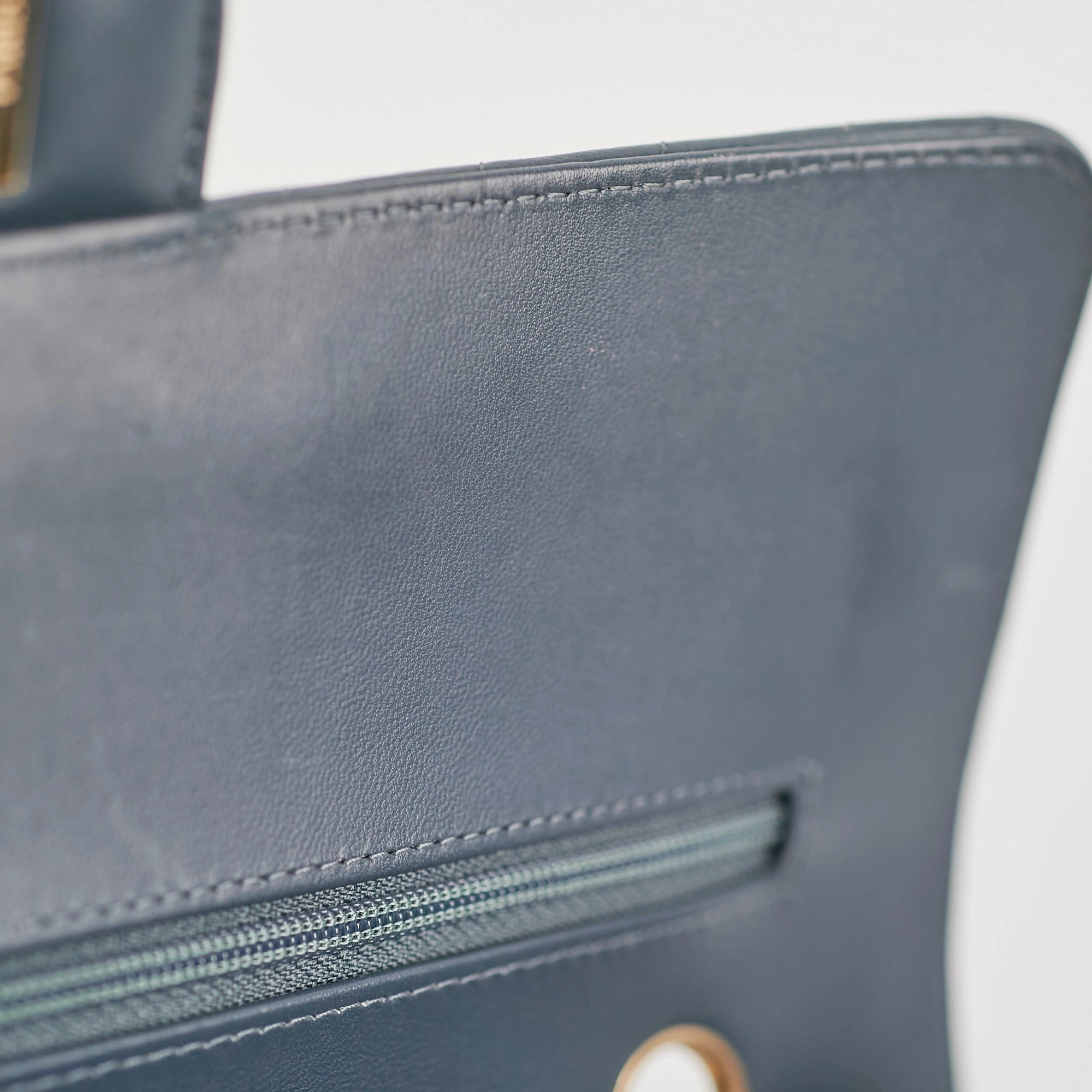 Chanel Chevron M/L Lambskin Classic Flap Dark Grey/Blue