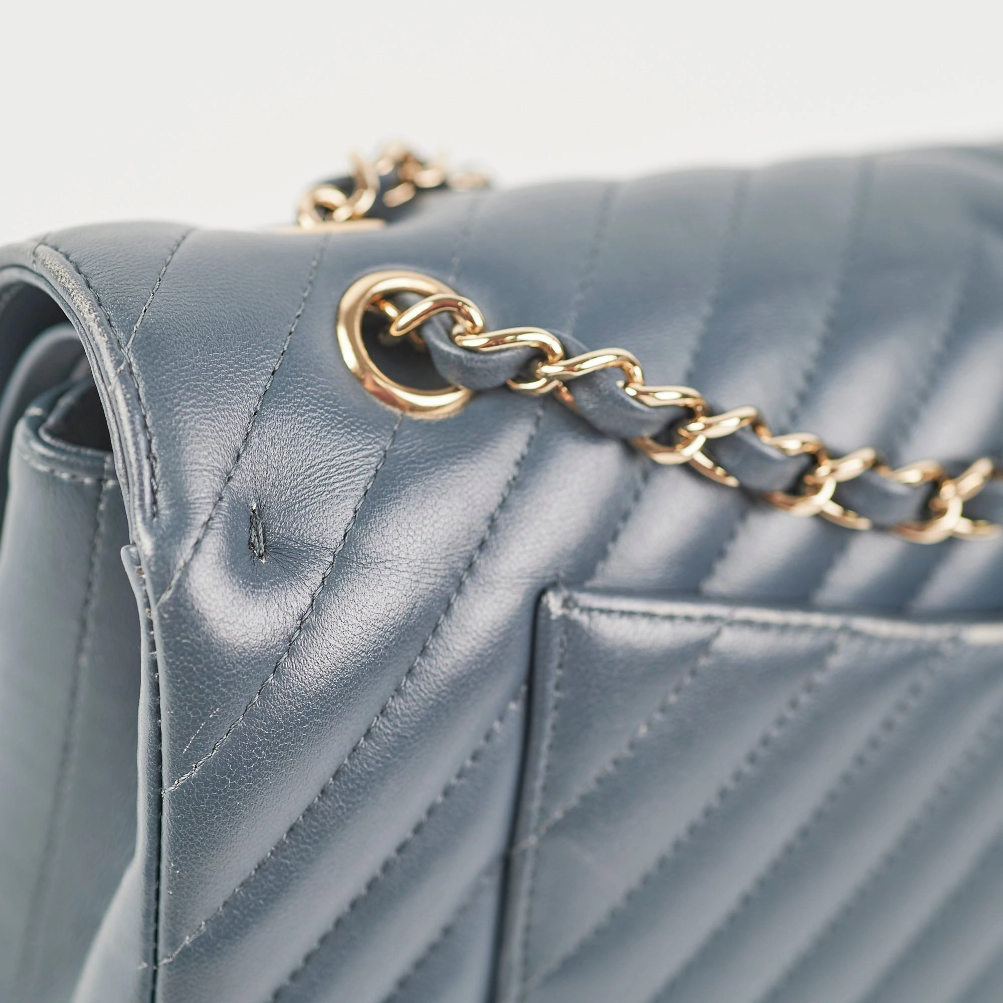Chanel Chevron M/L Lambskin Classic Flap Dark Grey/Blue