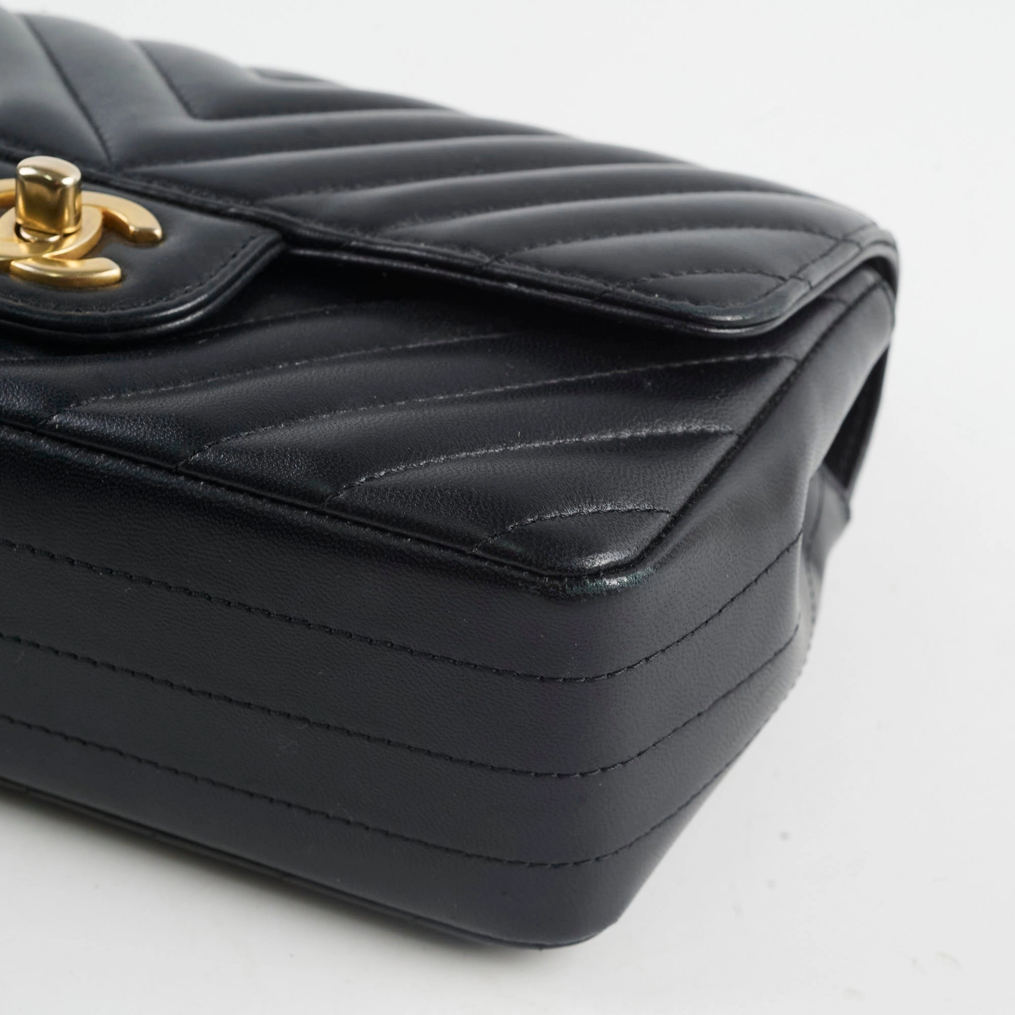 Chanel Chevron Mini Retangular Black