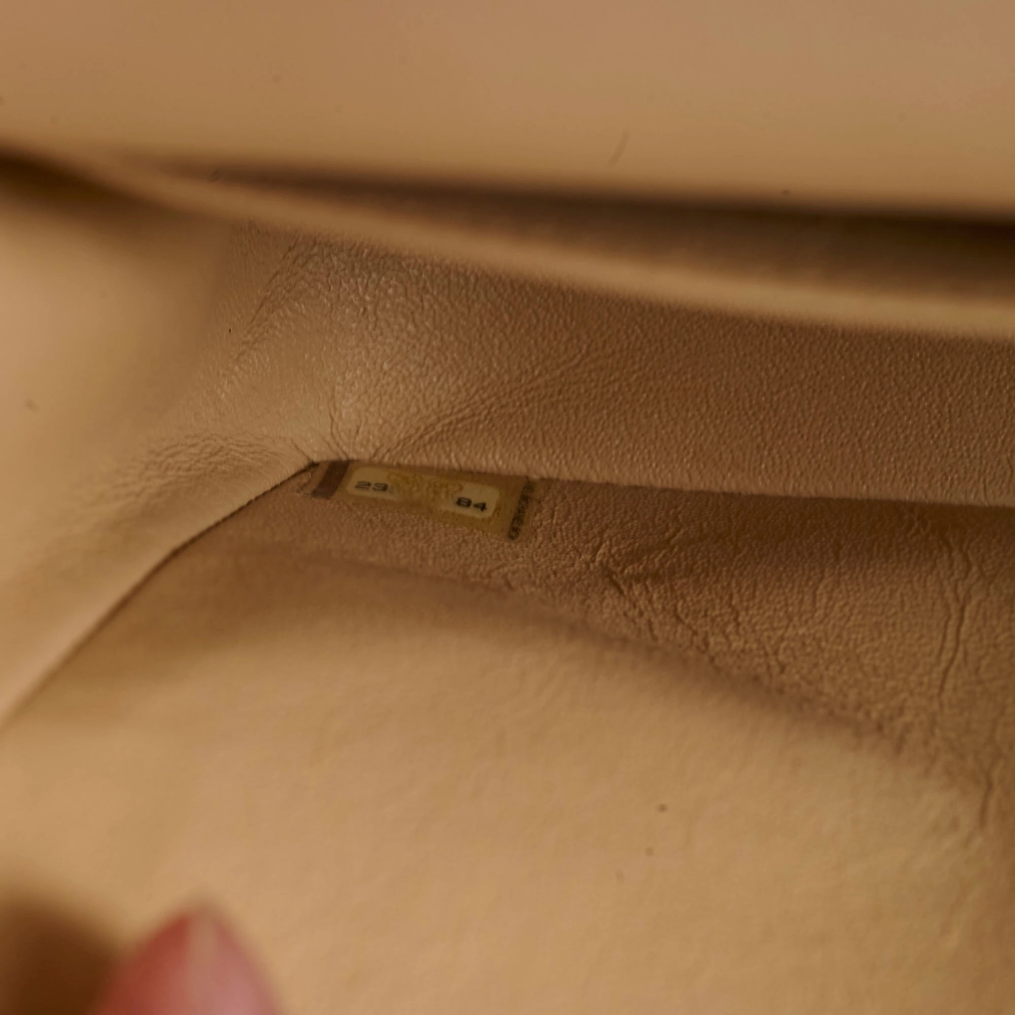 Chanel Classic Flap Medium/Large M/L Caviar Beige