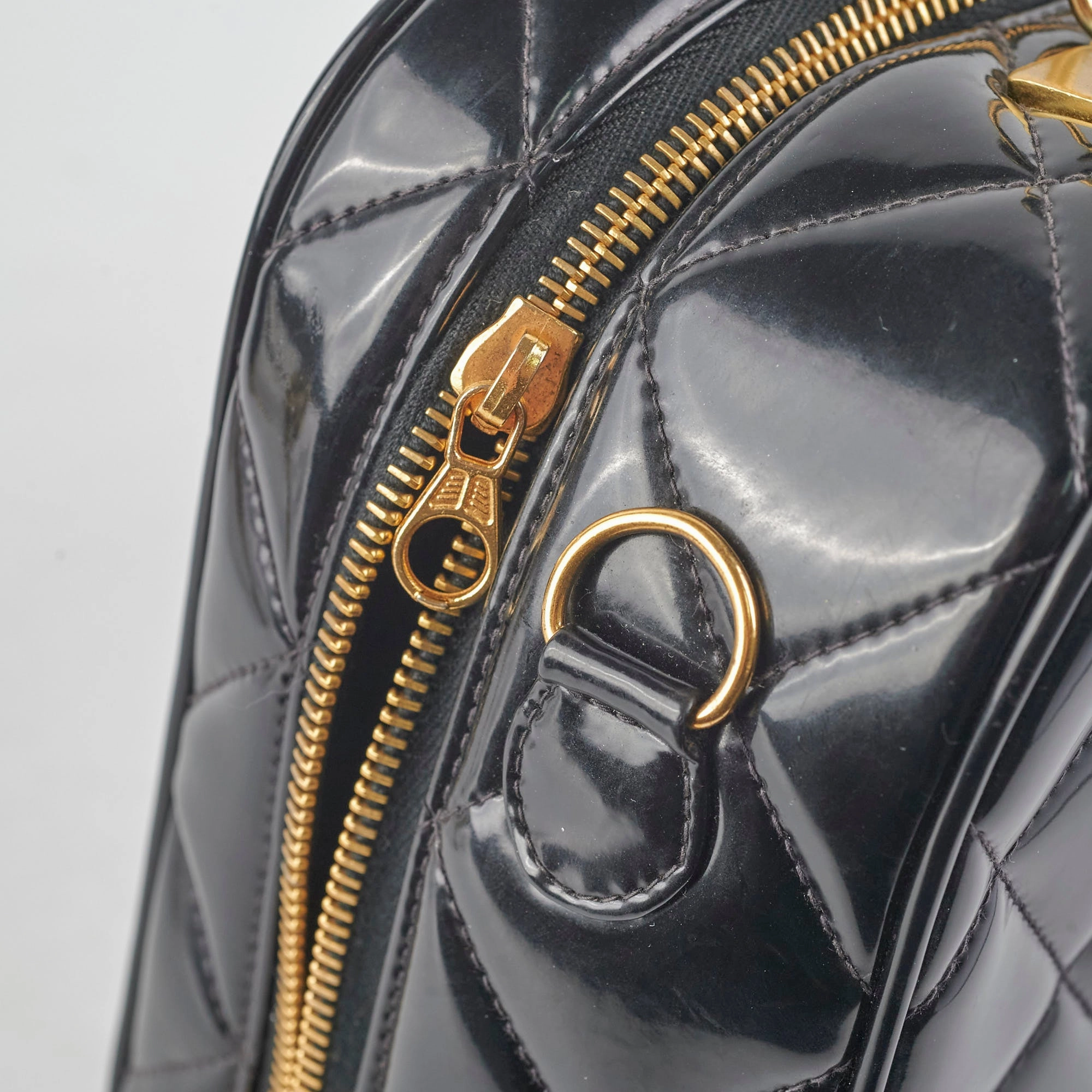 Chanel Cube Vintage Vanity Black