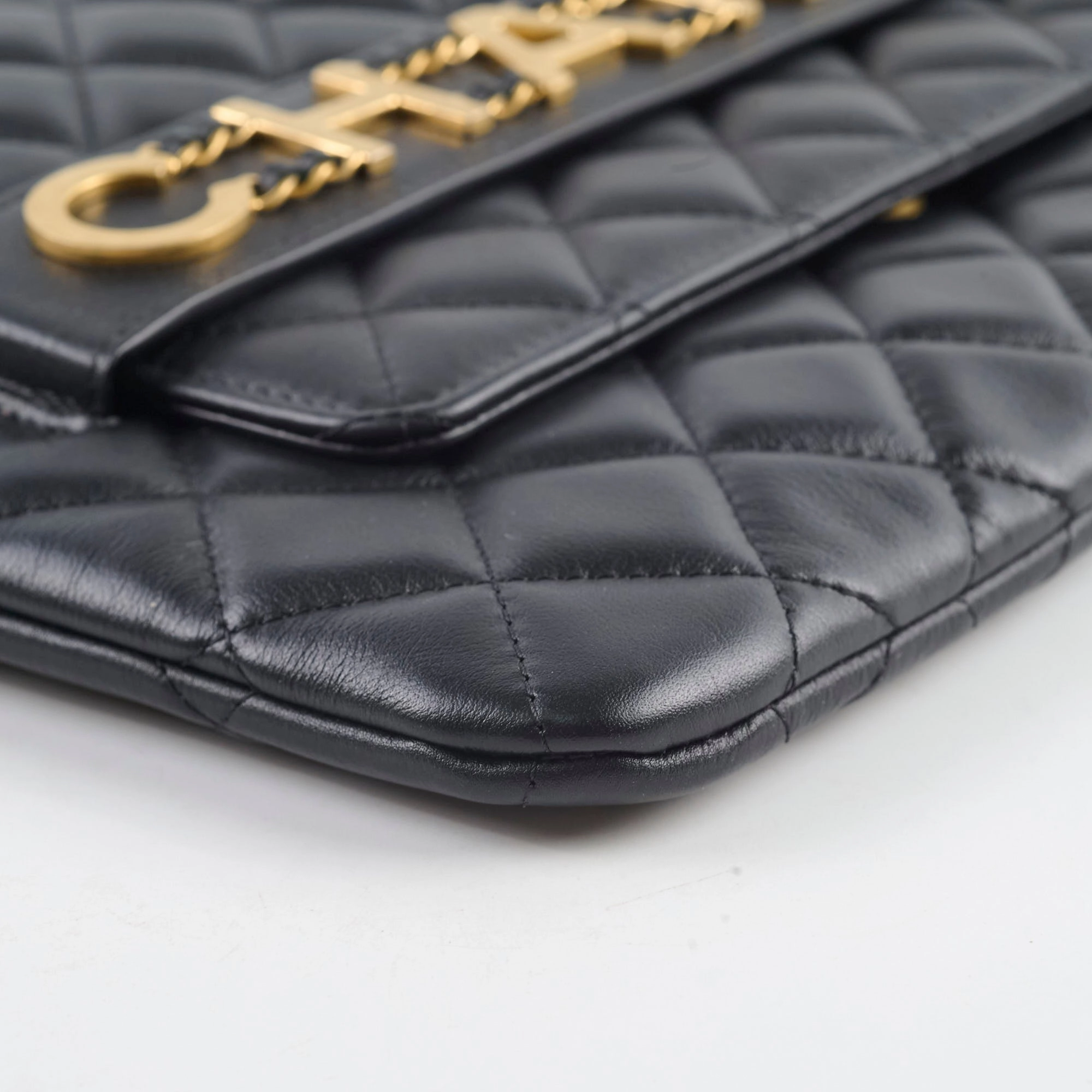 Chanel Enchained Large O-Case Black