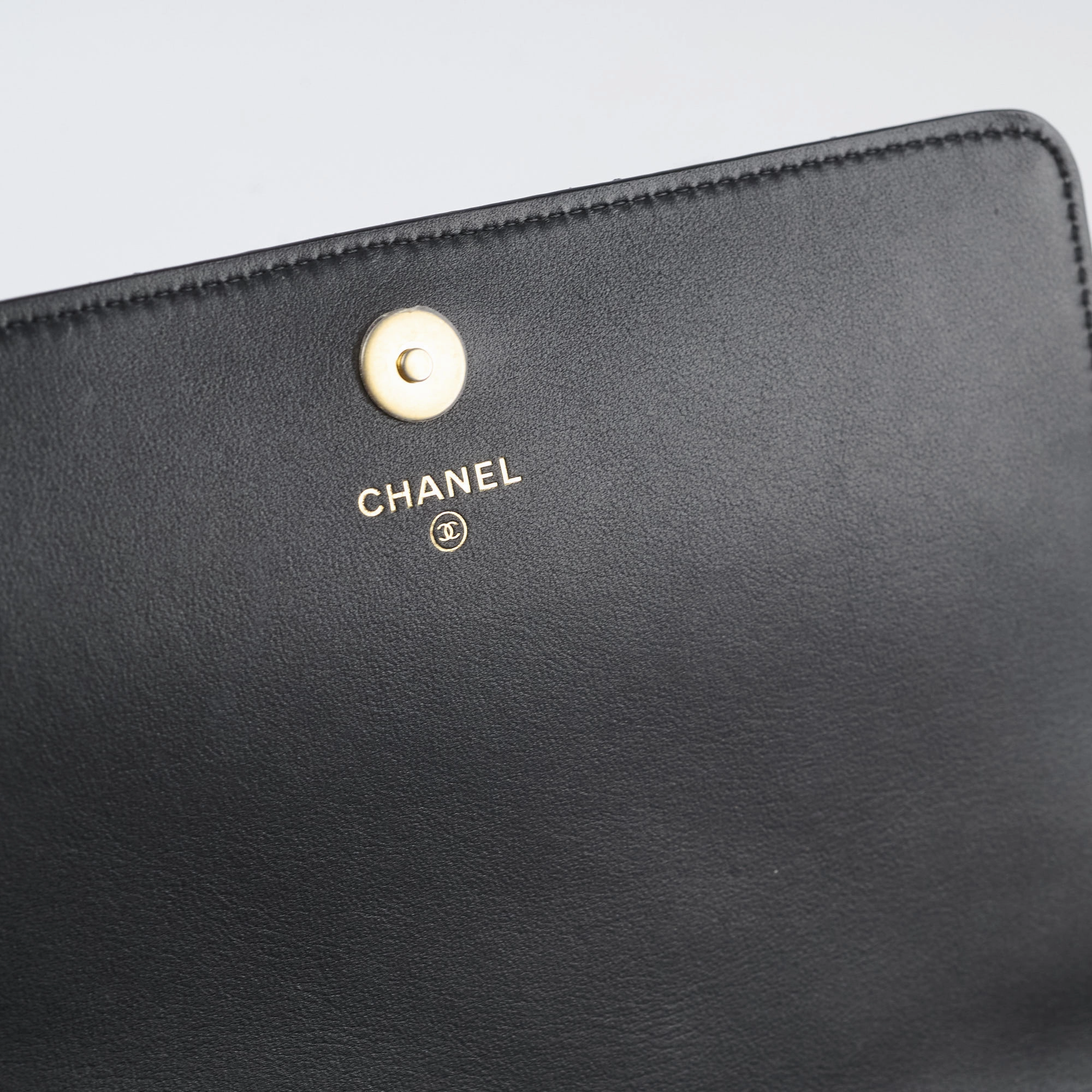 Chanel Enchained Large O-Case Black