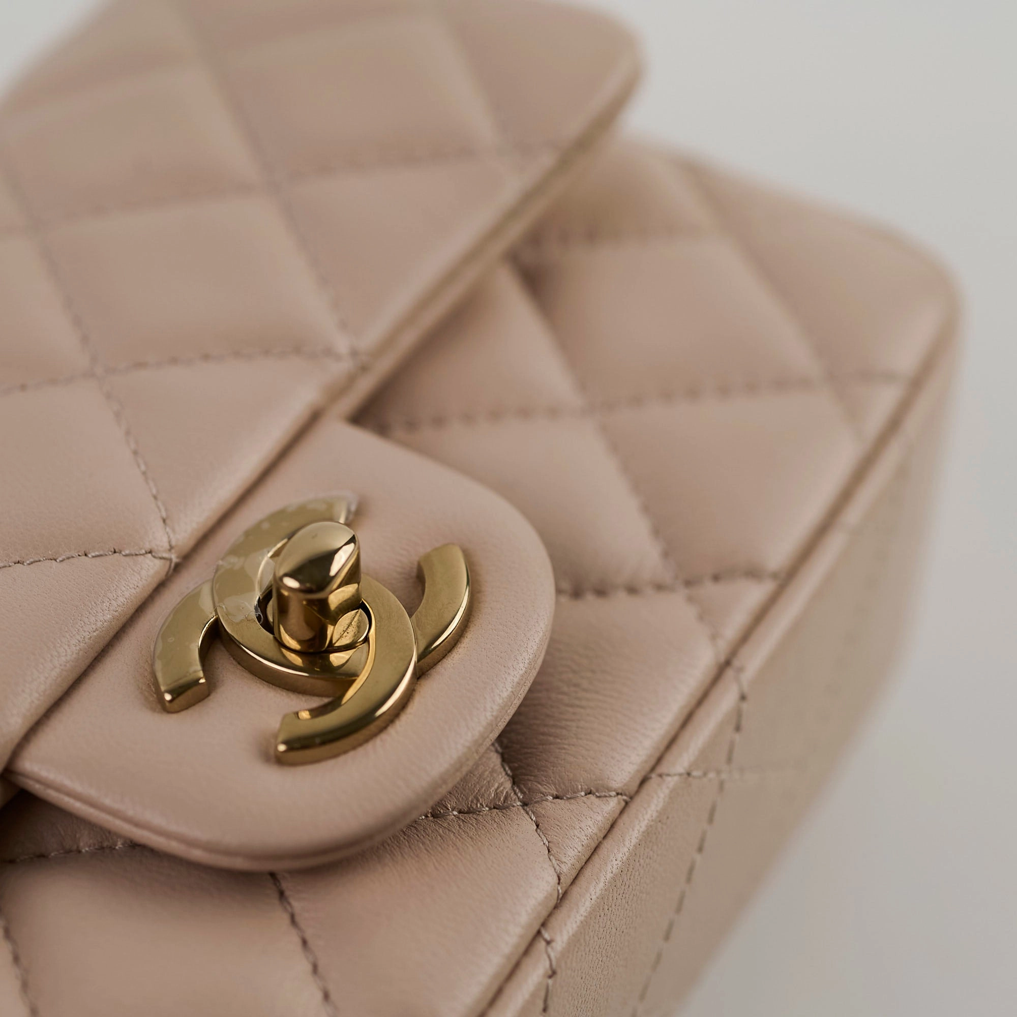 Chanel Lambskin New 2024 Extra Mini Nude - Microchip