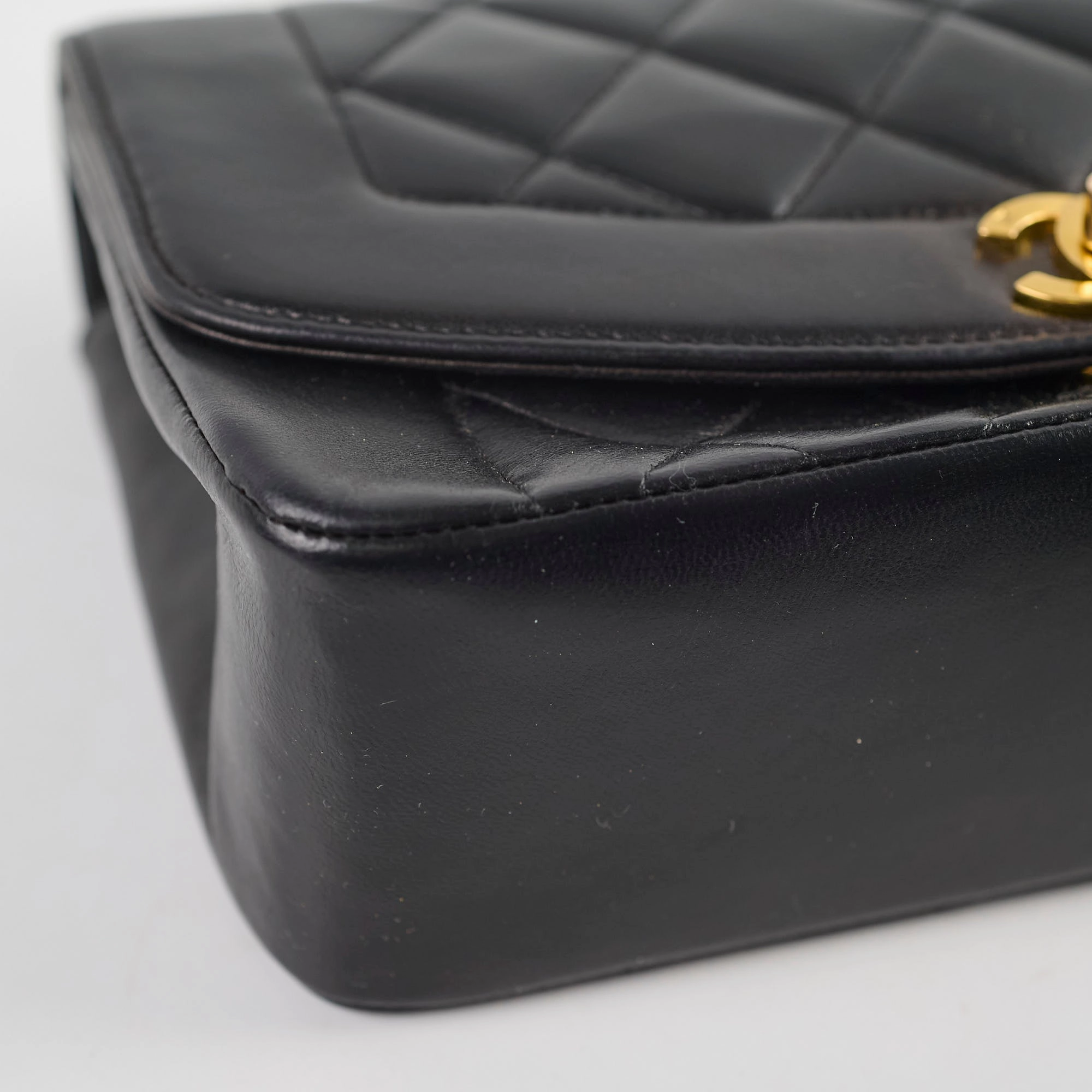 Chanel Lambskin Vintage Diana Bag Black