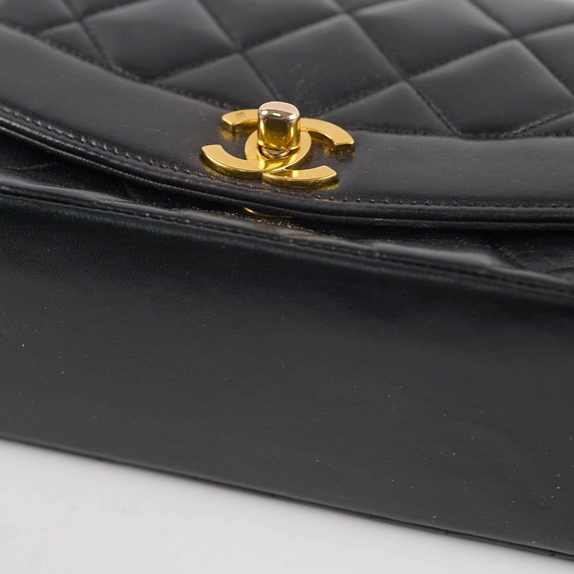 Chanel Lambskin Vintage Diana Bag Black
