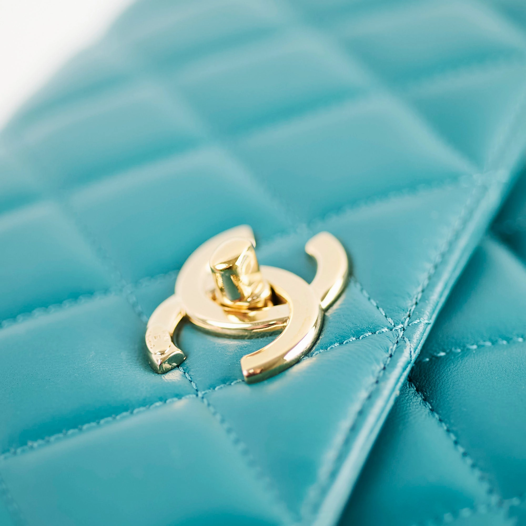 Chanel Large Trendy CC Lambskin Turquoise - Series 20
