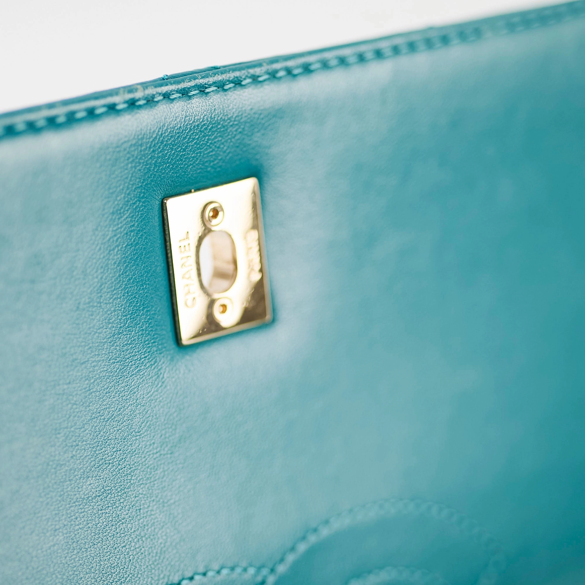 Chanel Large Trendy CC Lambskin Turquoise - Series 20
