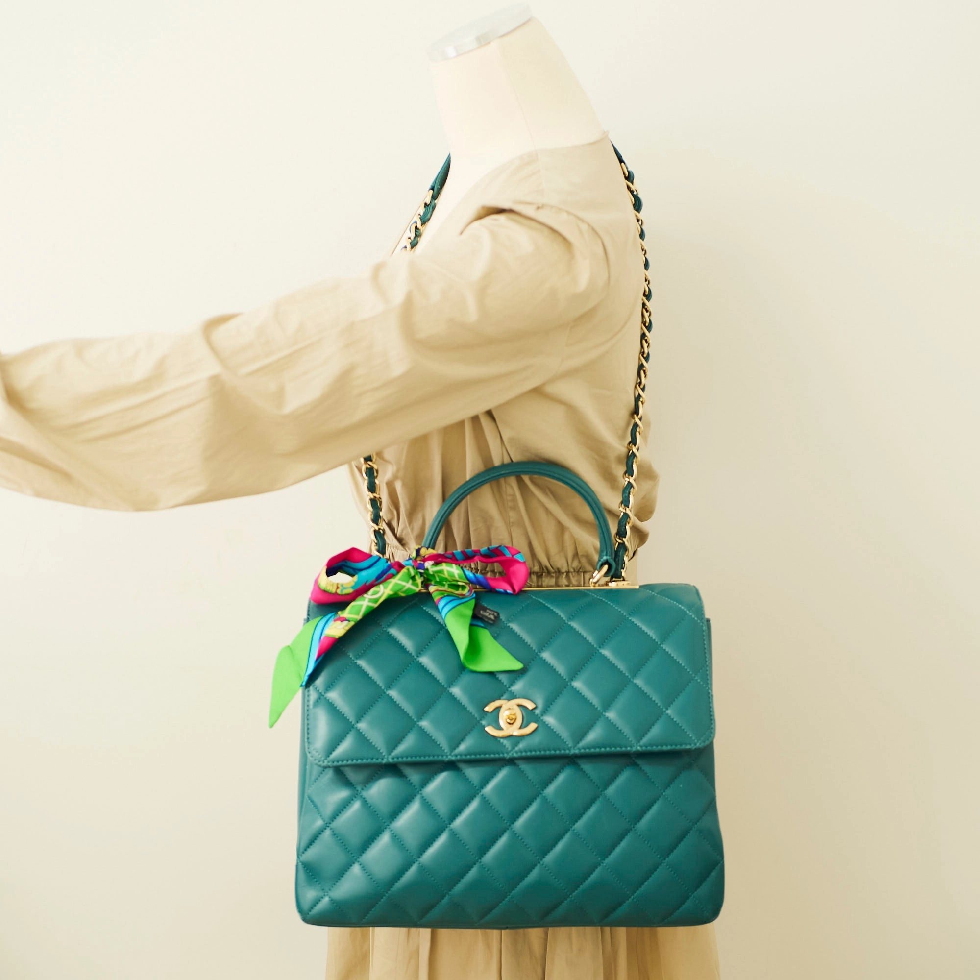 Chanel Large Trendy CC Lambskin Turquoise - Series 20