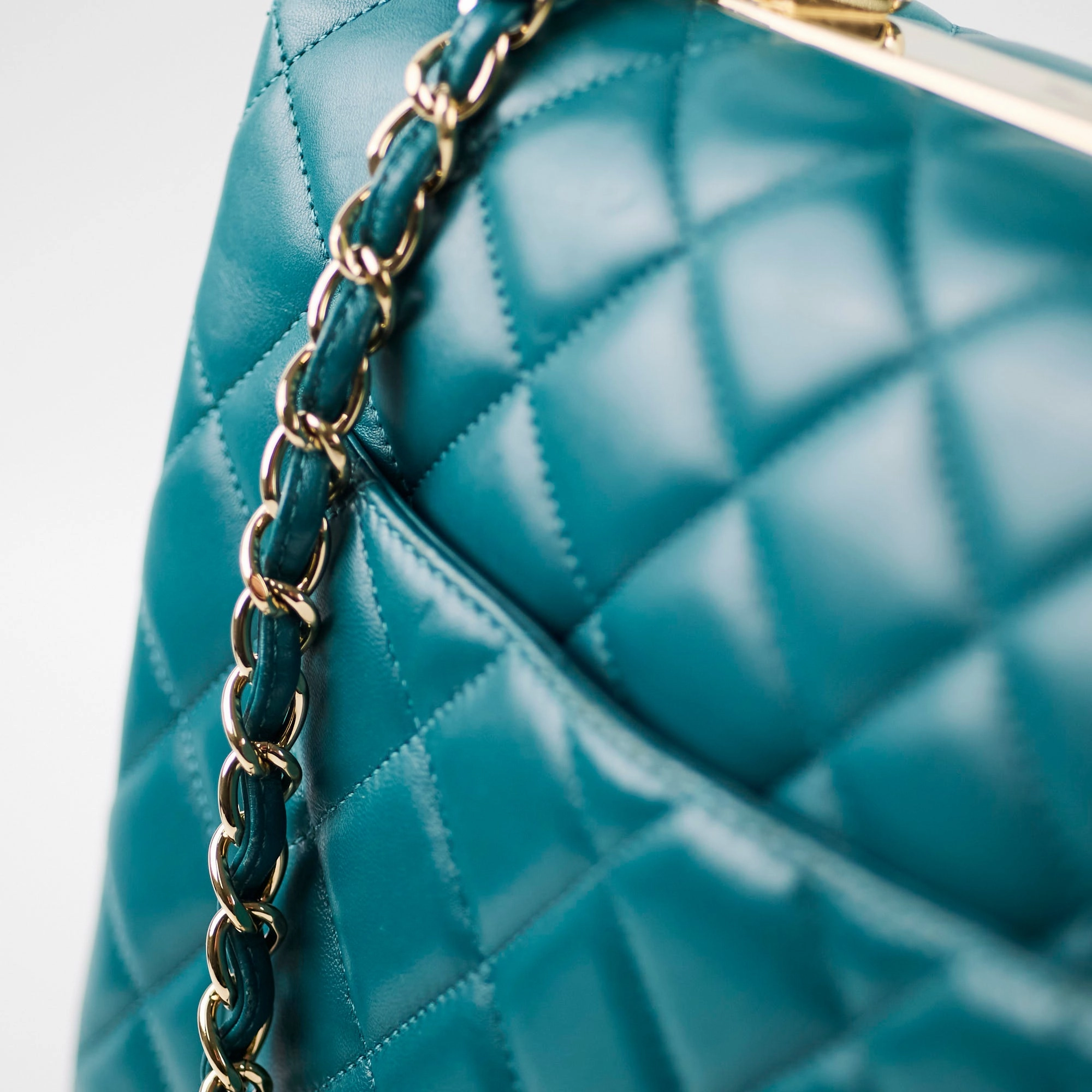 Chanel Large Trendy CC Lambskin Turquoise - Series 20