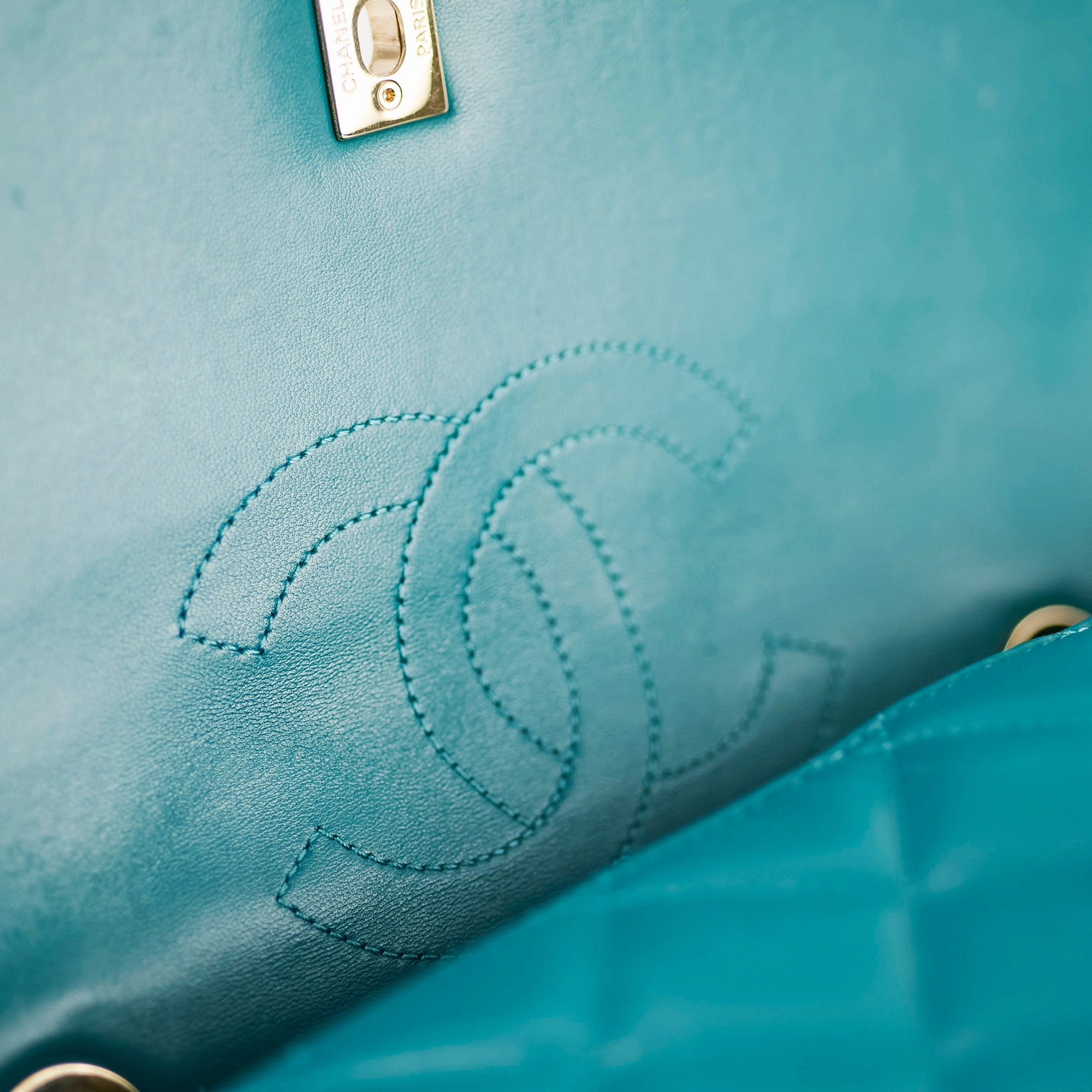 Chanel Large Trendy CC Lambskin Turquoise - Series 20