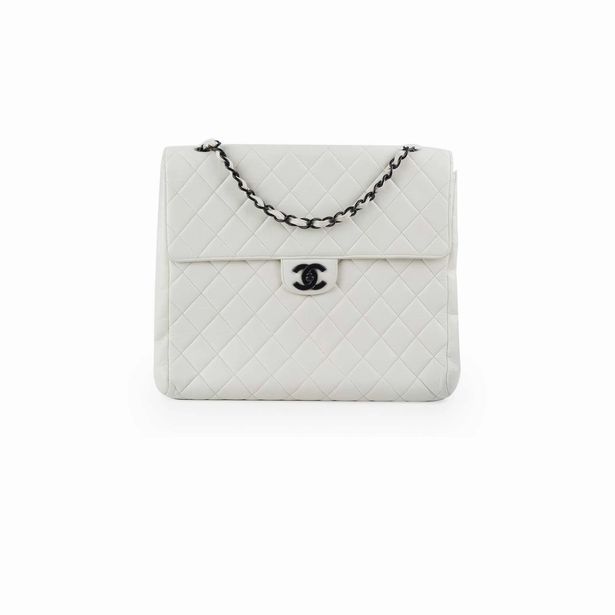 Chanel Matelasse Shoulder Bag White