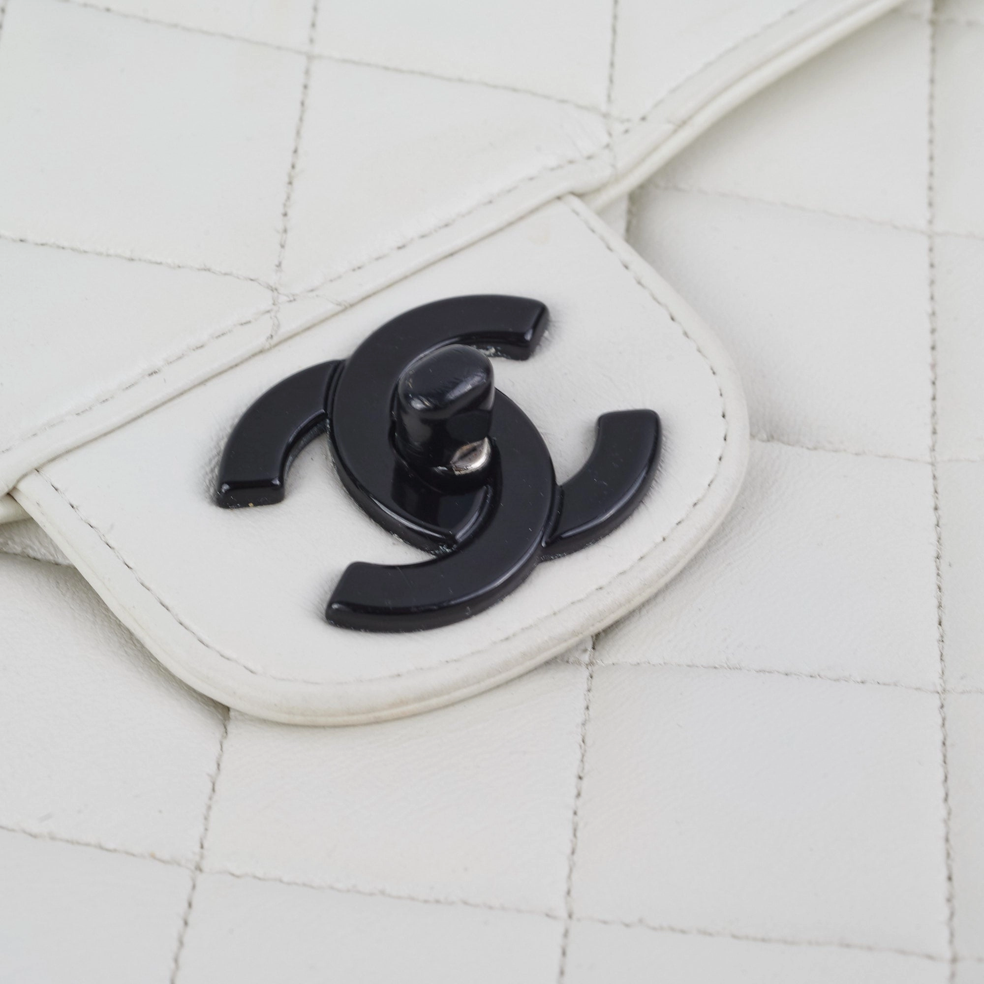 Chanel Matelasse Shoulder Bag White