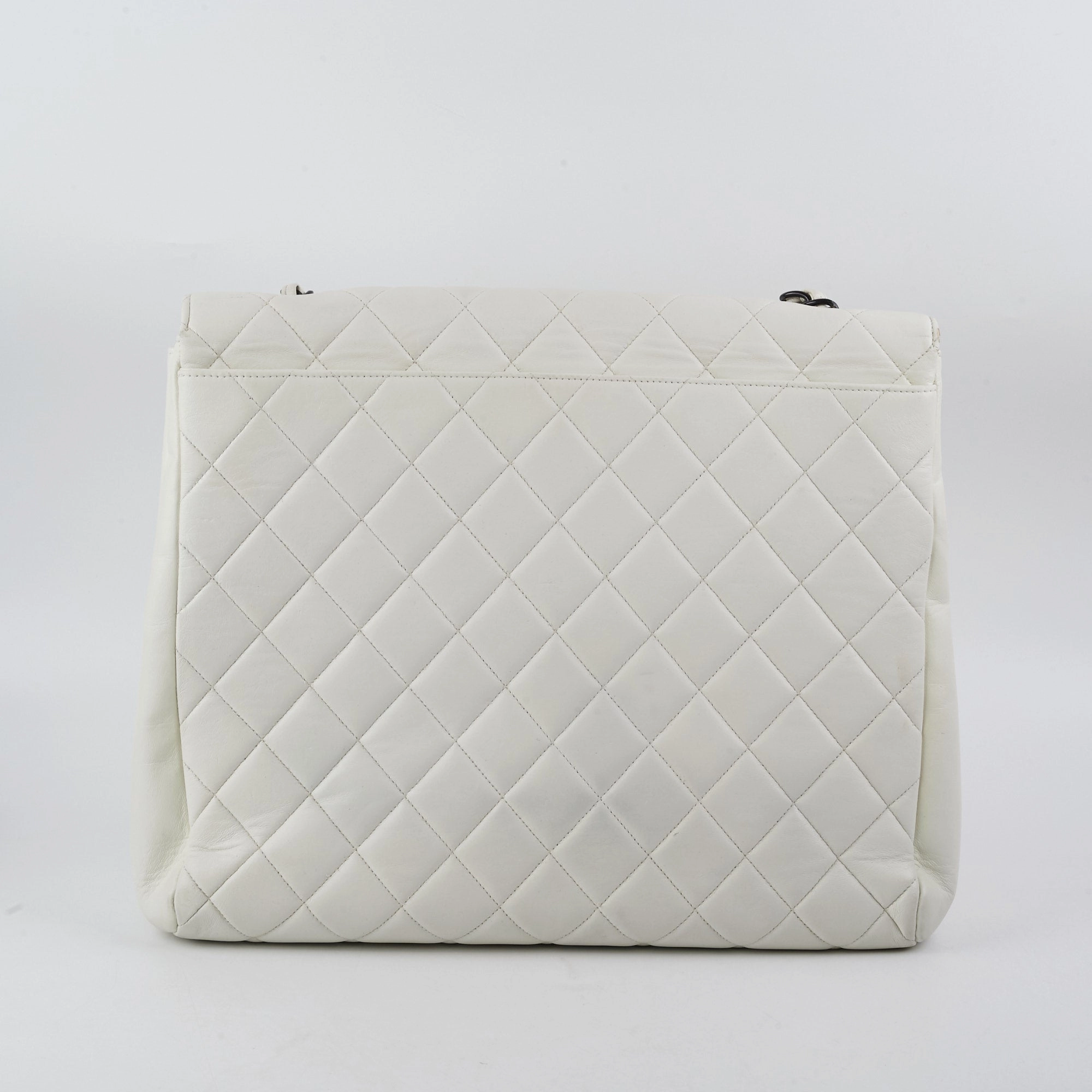 Chanel Matelasse Shoulder Bag White