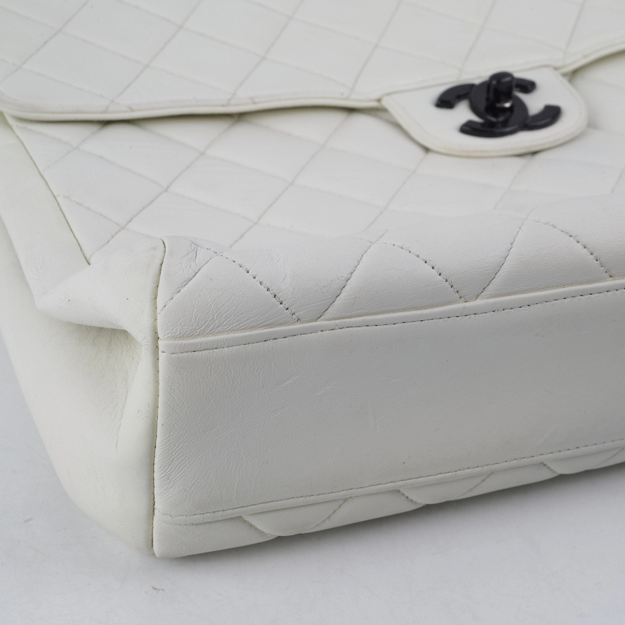 Chanel Matelasse Shoulder Bag White