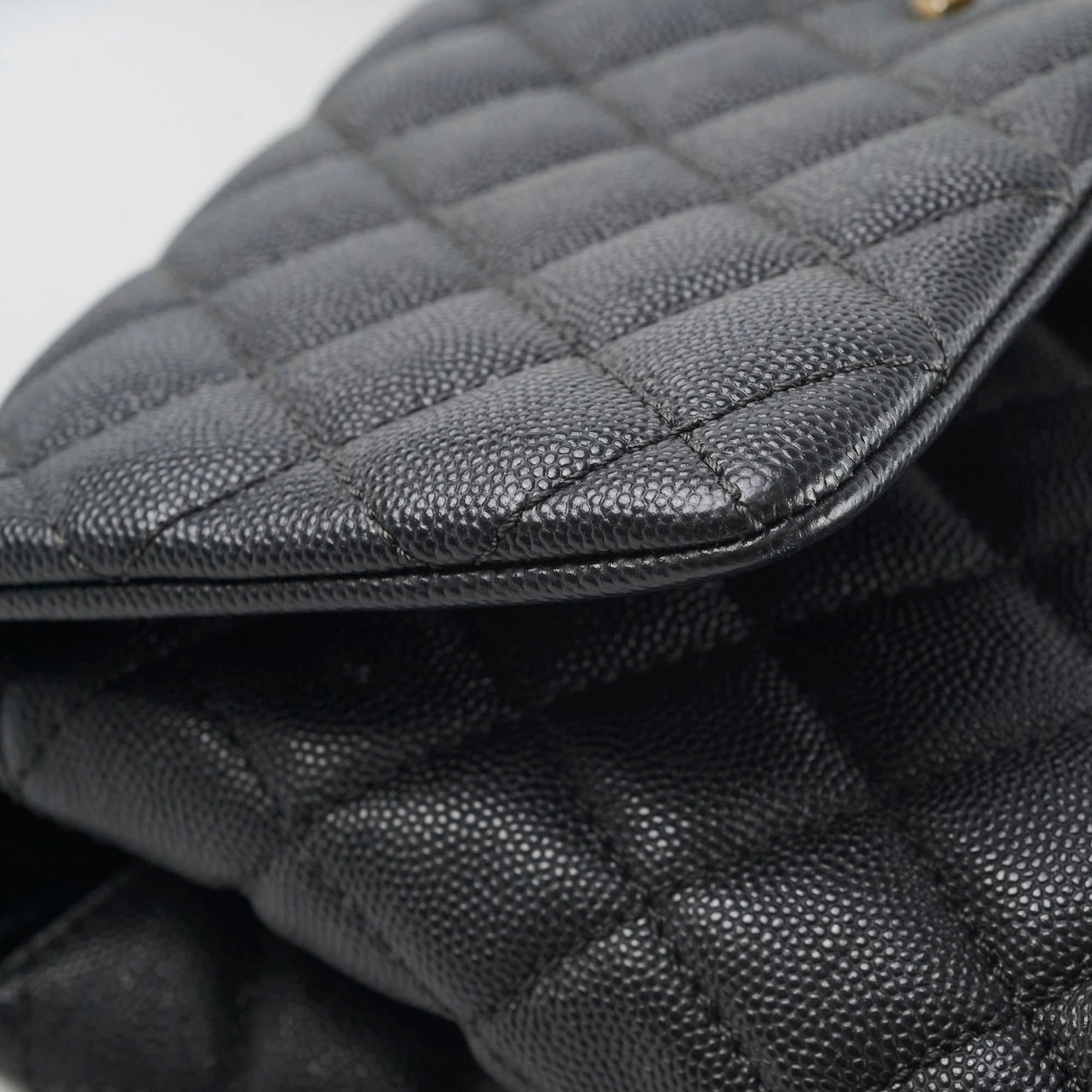Chanel Medium COCO Handle Caviar Black