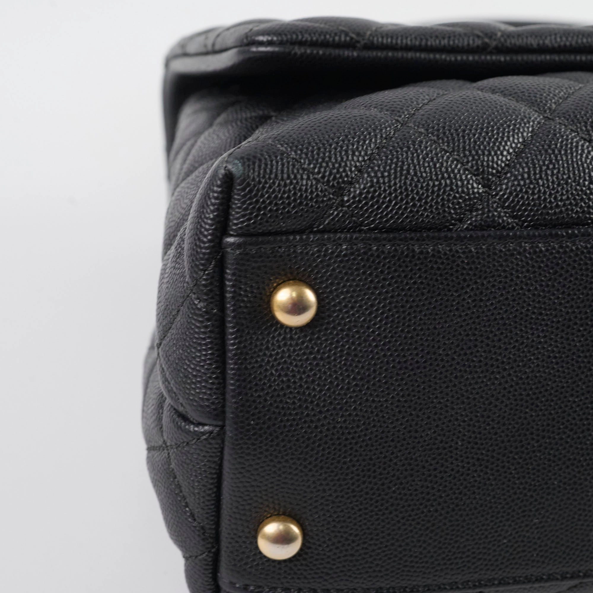 Chanel Medium COCO Handle Caviar Black