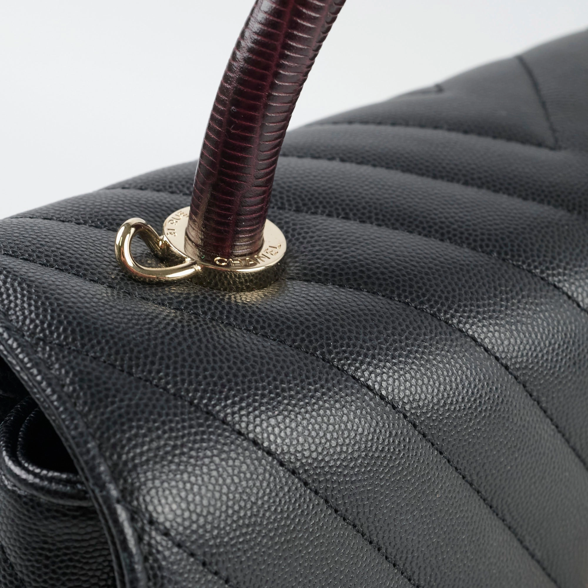 Chanel Medium Coco Handle (Lizard Top Handle) Black Chevron