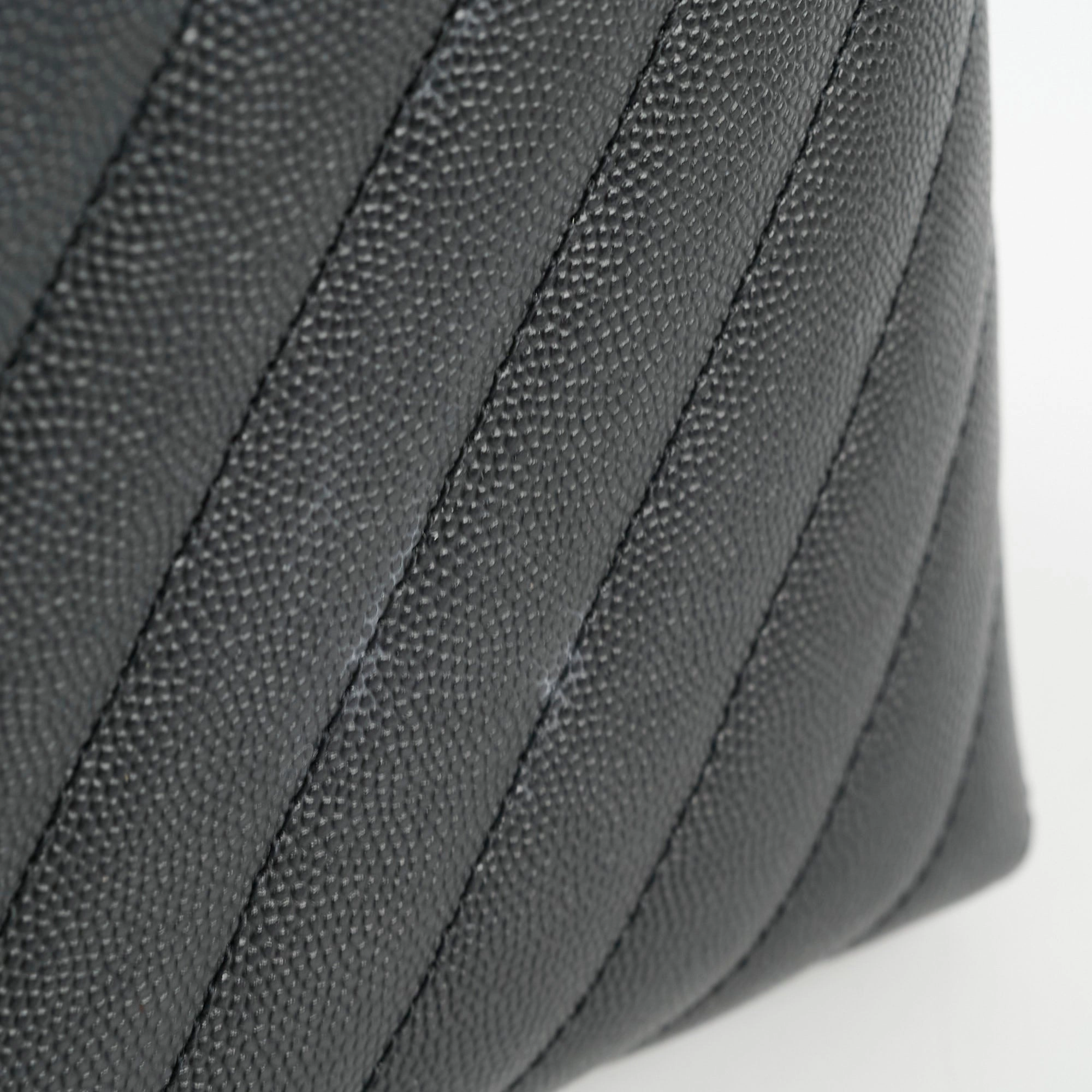 Chanel Medium Coco Handle (Lizard Top Handle) Black Chevron