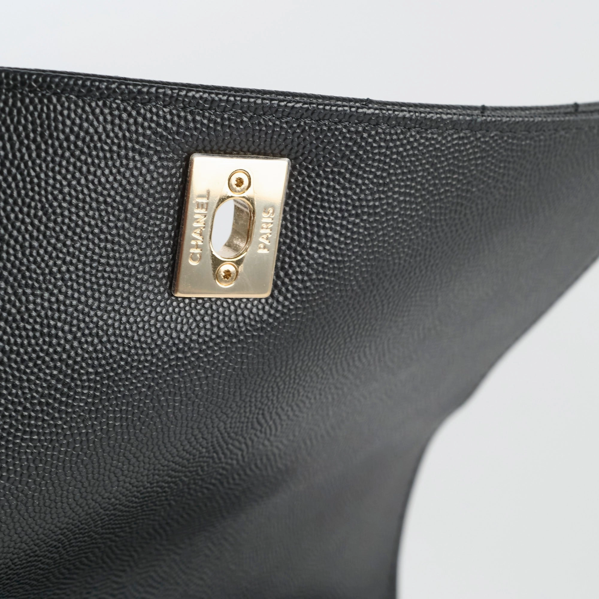 Chanel Medium Coco Handle (Lizard Top Handle) Black Chevron