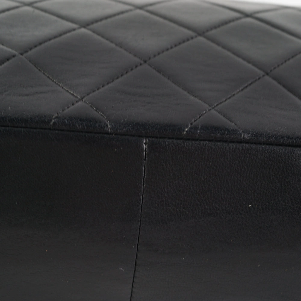 Chanel Medium Diana Black