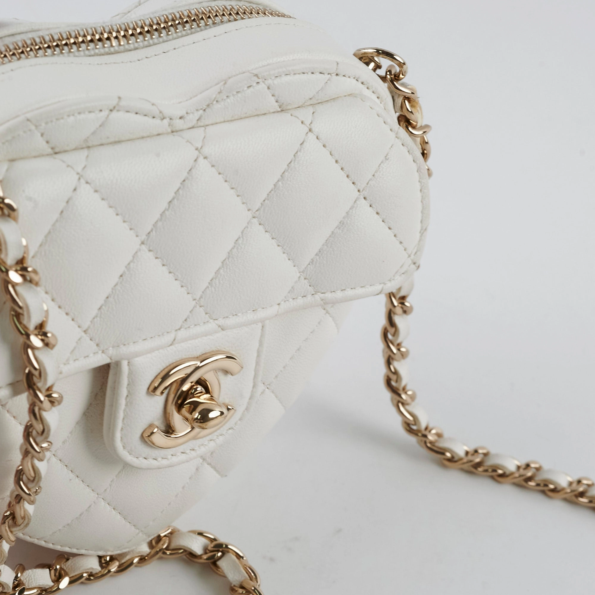 Chanel Mini Heart Bag White 32 Series