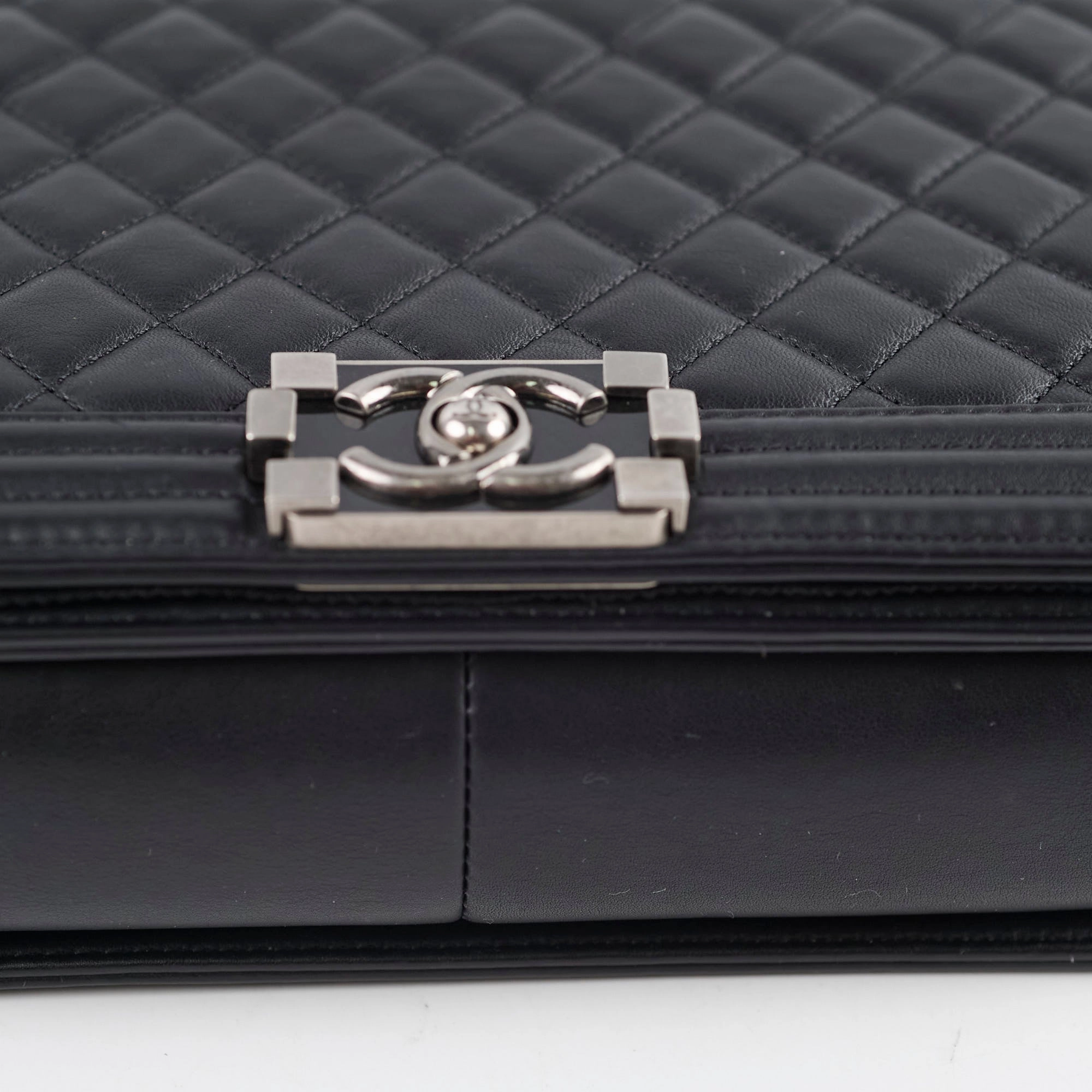 Chanel New Medium Boy Bag Black