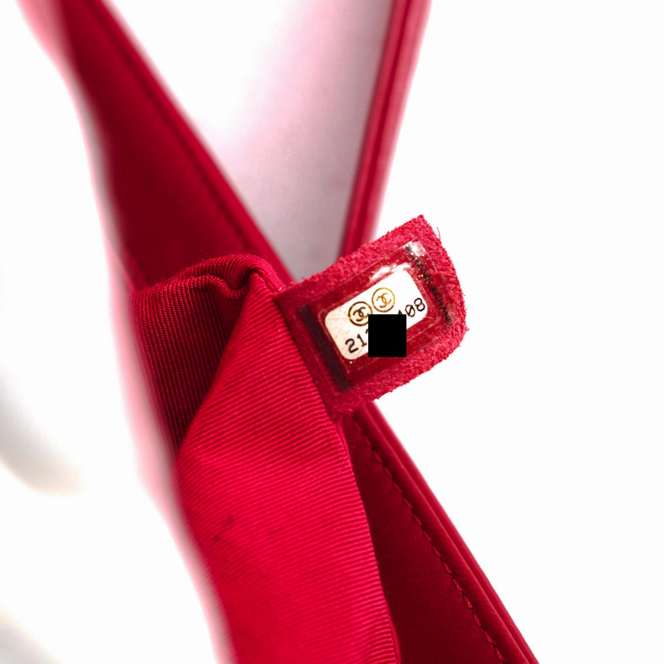 Chanel New Medium Boy Tweed Red