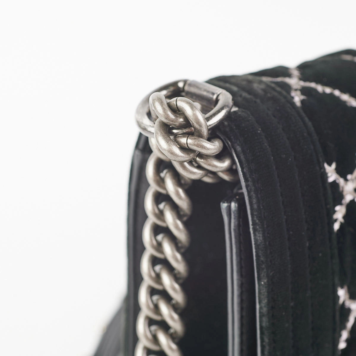 Chanel New Medium Boy Velvet Black