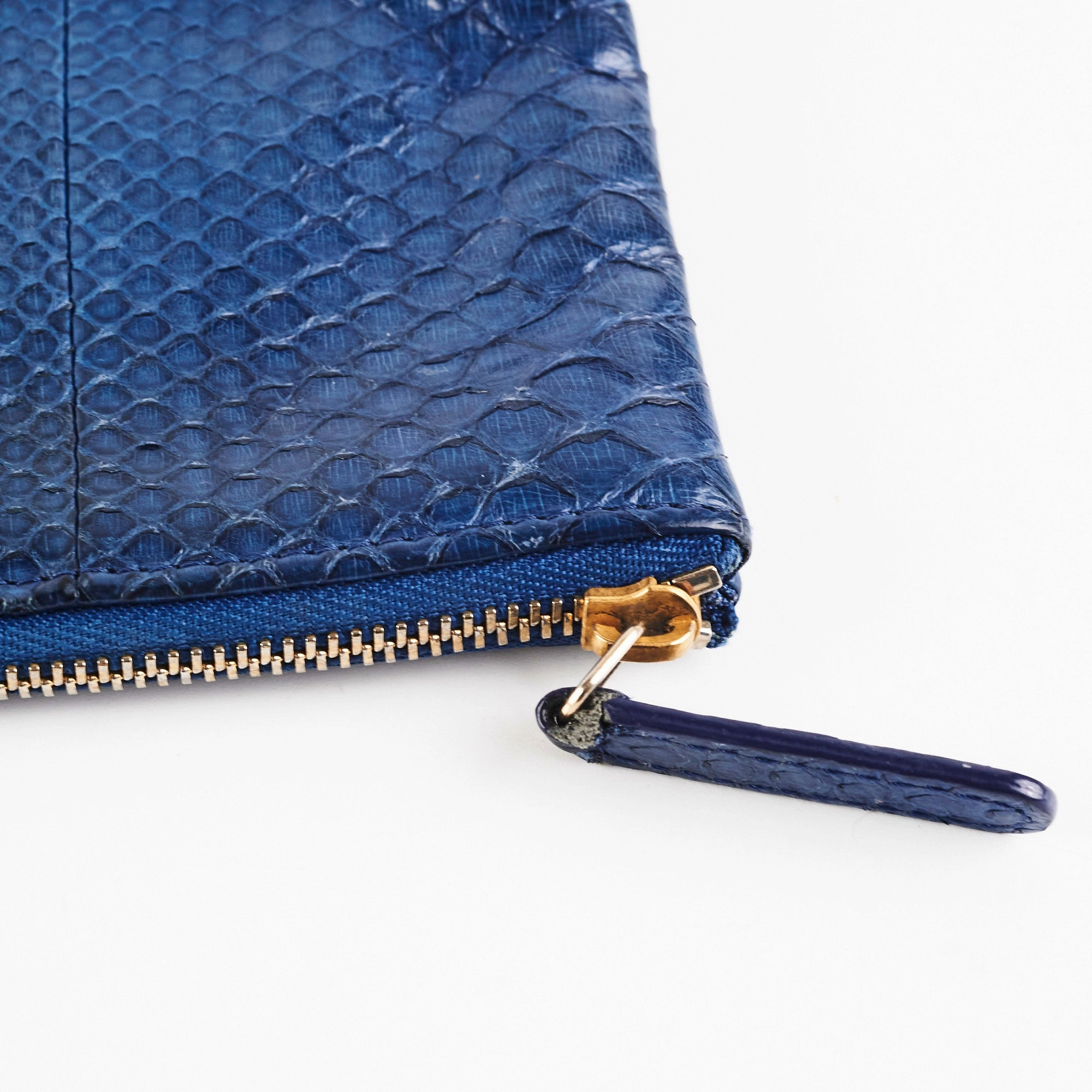 Chanel O case Medium Exotic Leather Blue