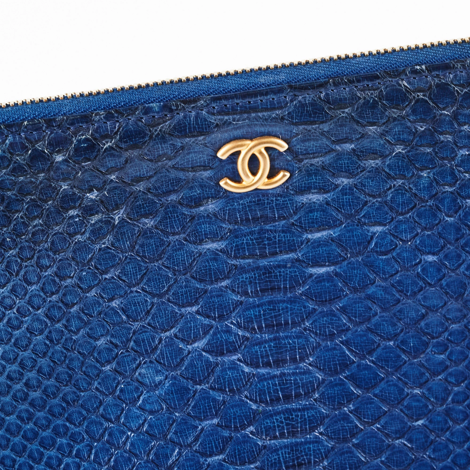 Chanel O case Medium Exotic Leather Blue