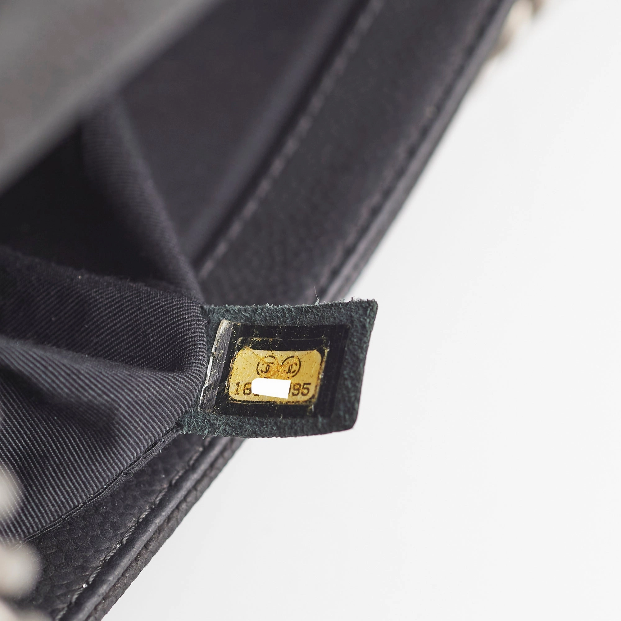 Chanel Old Medium Boy Black