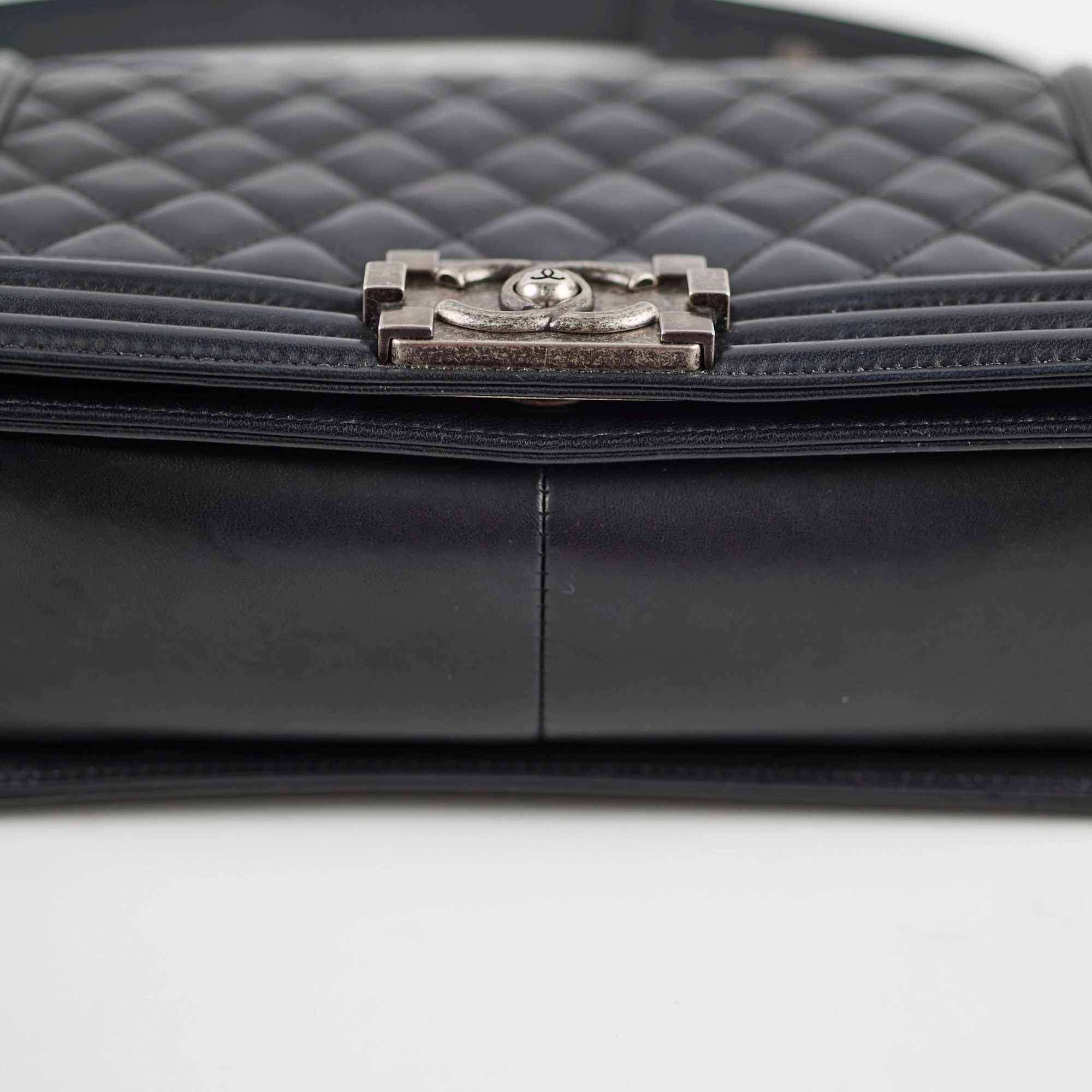 Chanel Old Medium Boy Black Lambskin - Series 23