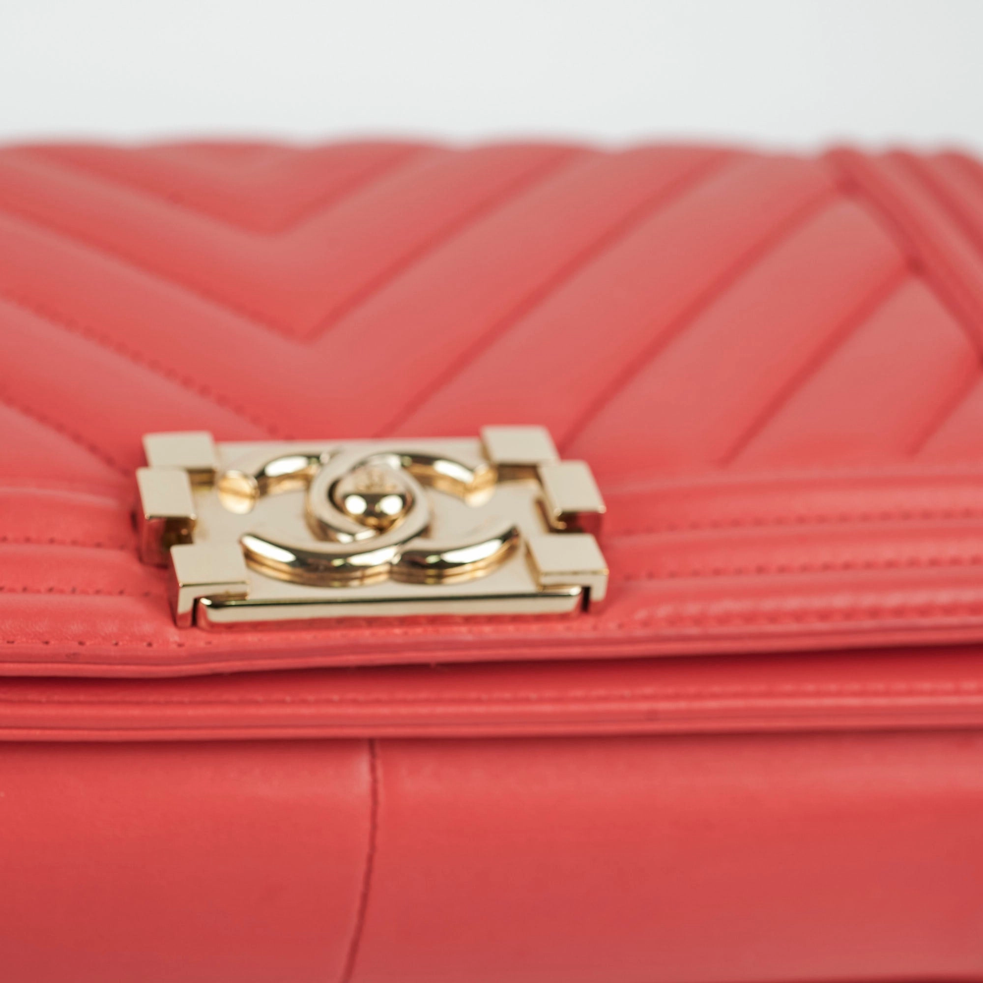 Chanel Old Medium Boy Chevron Lambskin Coral  - Series 27